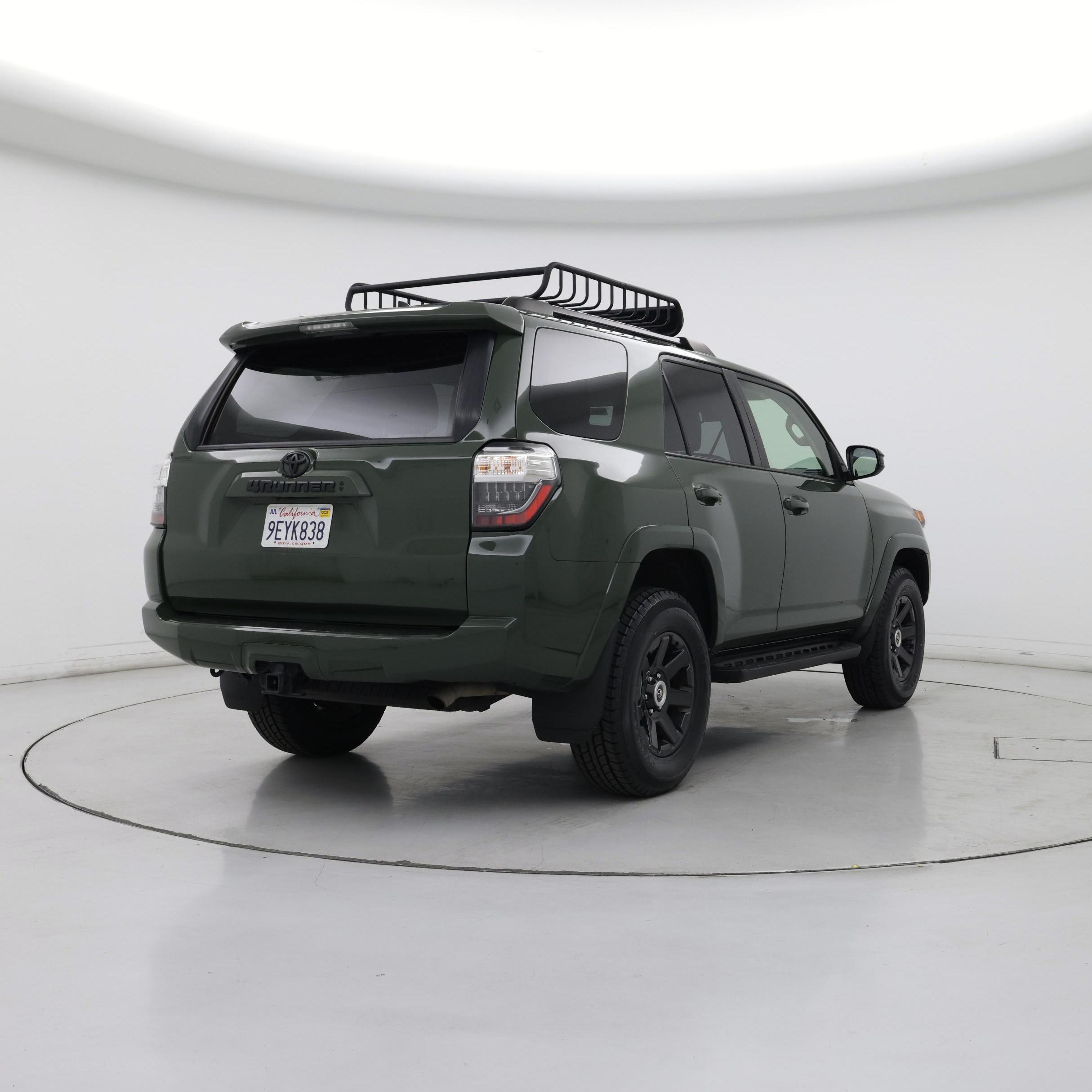 Thumbnail: 2021 Toyota 4Runner - 8