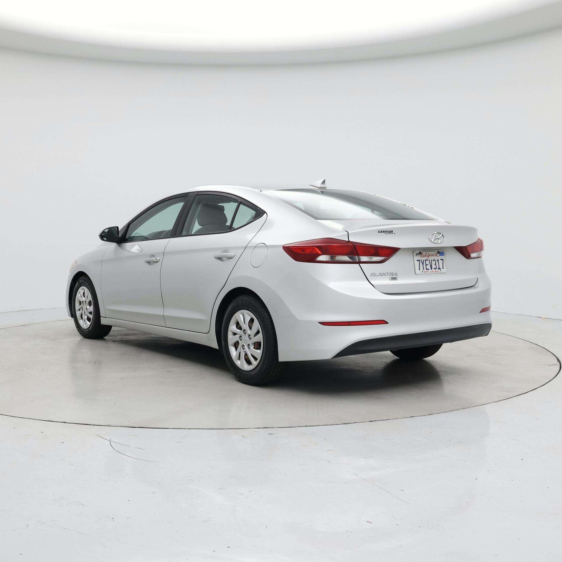 Thumbnail: 2017 Hyundai Elantra - 2