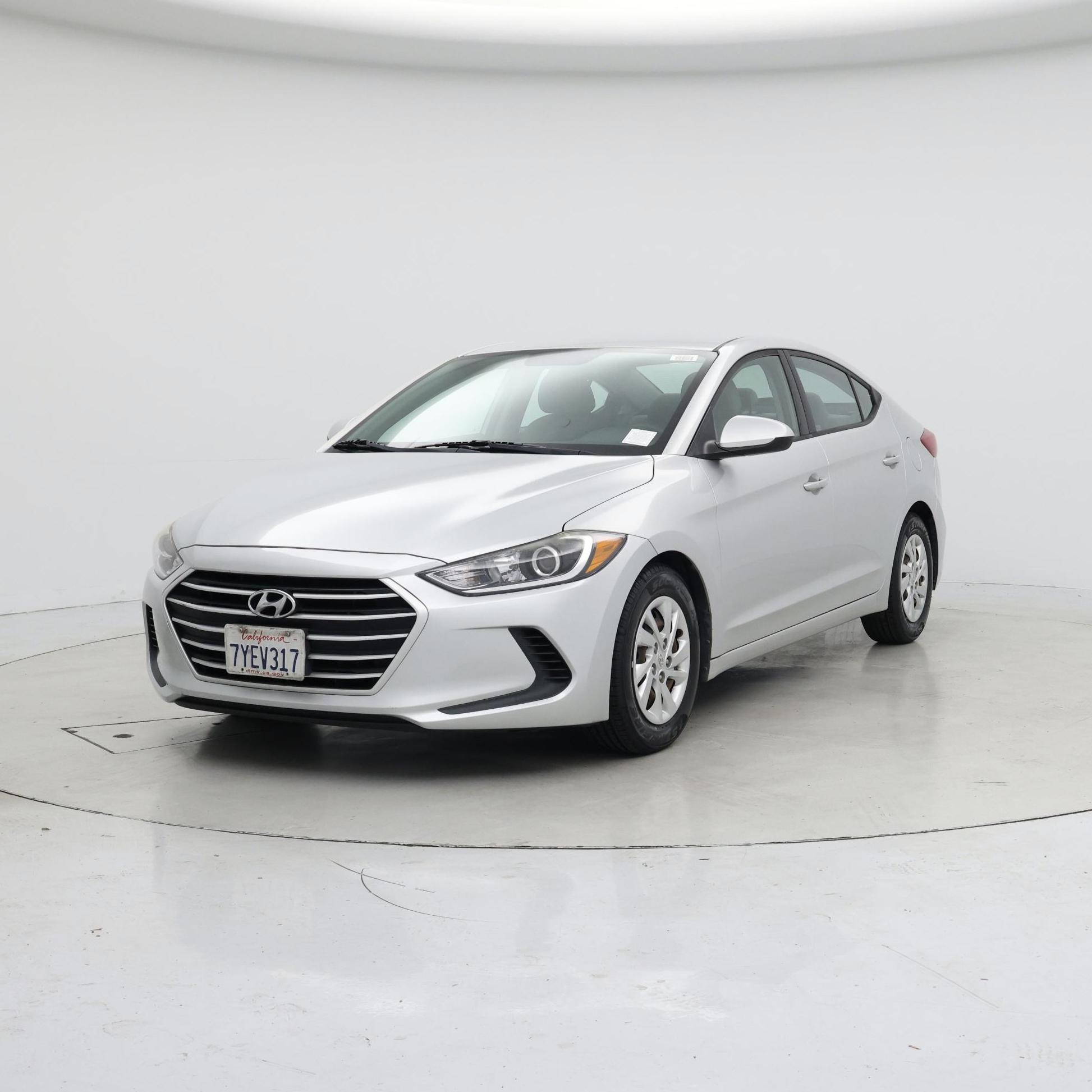 Thumbnail: 2017 Hyundai Elantra - 4