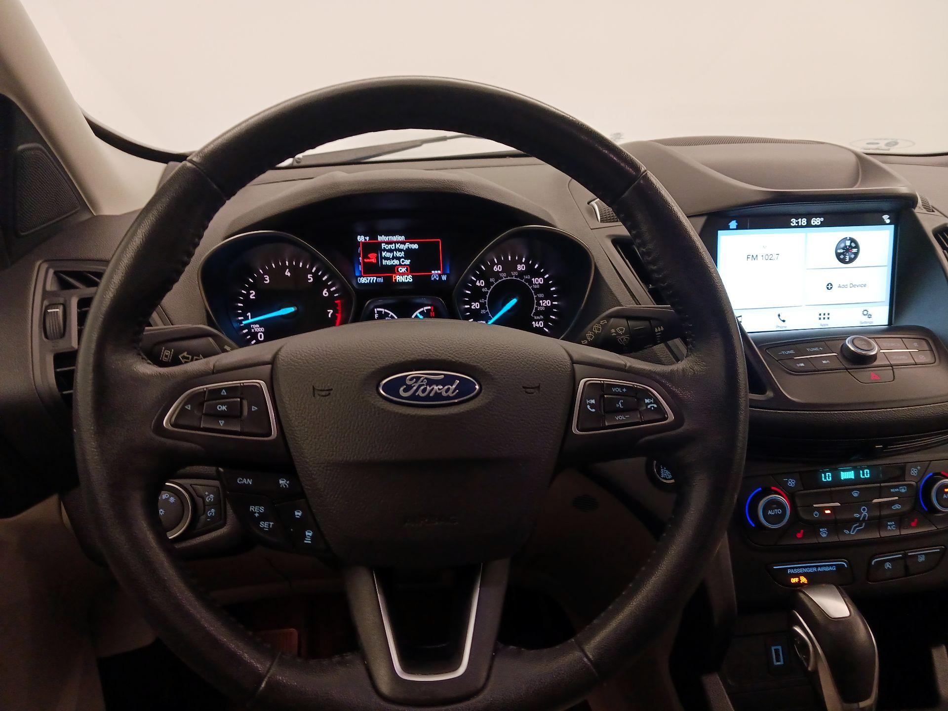 Thumbnail: 2019 Ford Escape - 10