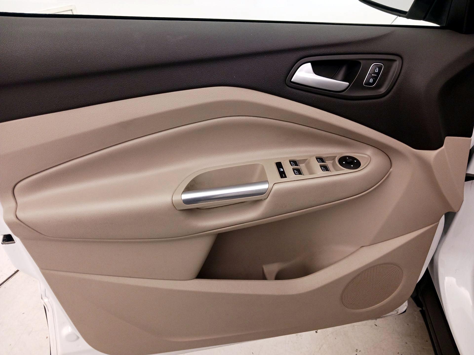 Thumbnail: 2019 Ford Escape - 12