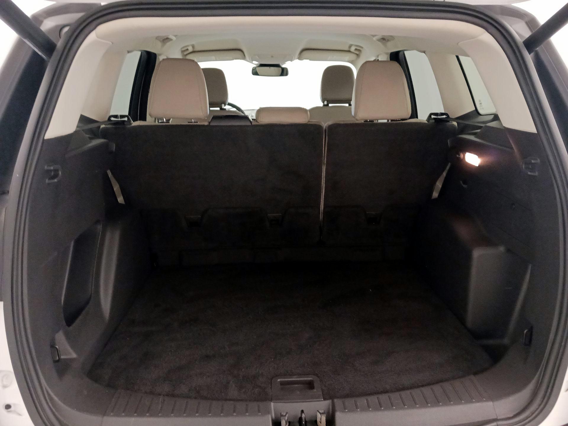 Thumbnail: 2019 Ford Escape - 20
