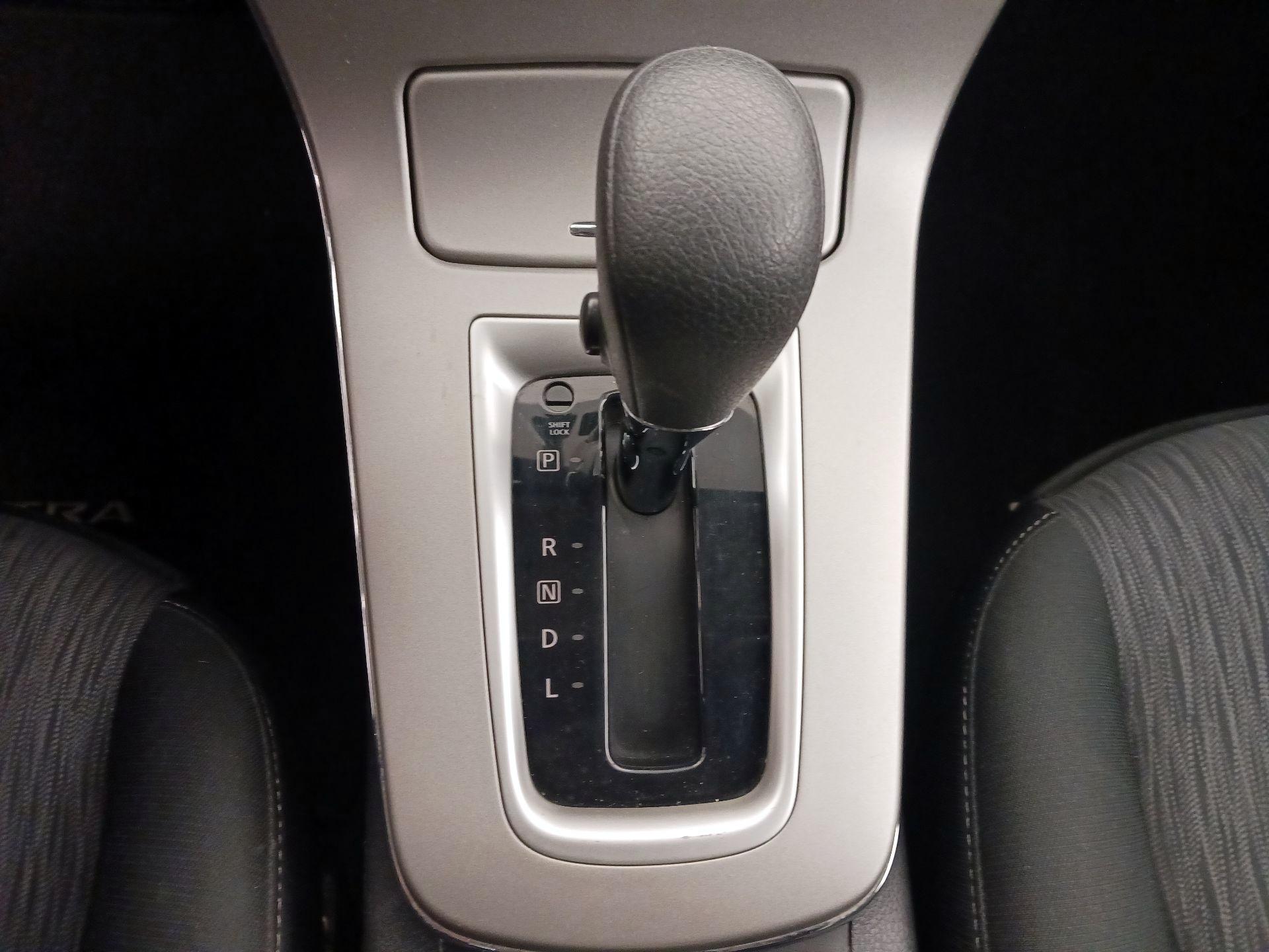 Thumbnail: 2014 Nissan Sentra - 16