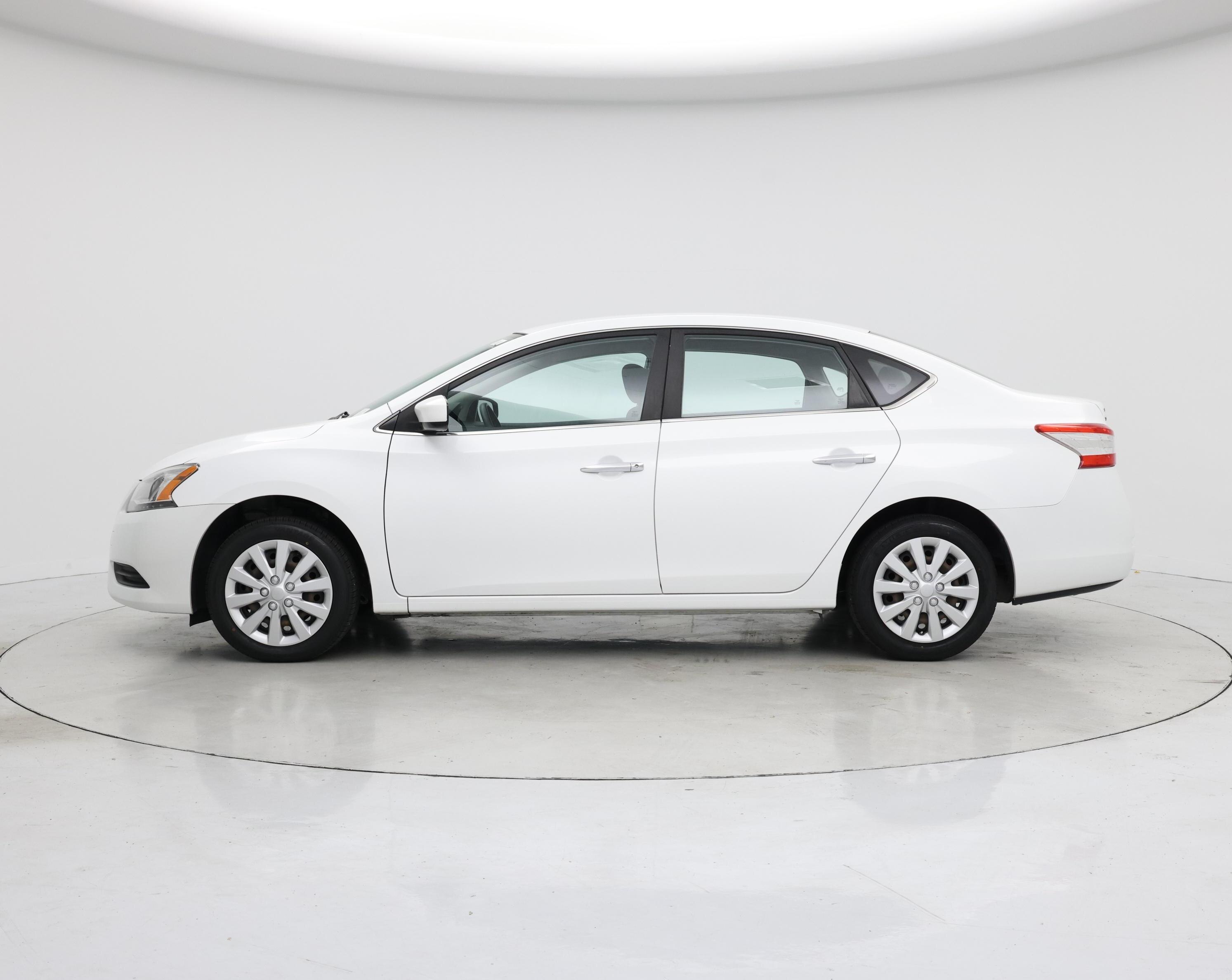 Thumbnail: 2014 Nissan Sentra - 3
