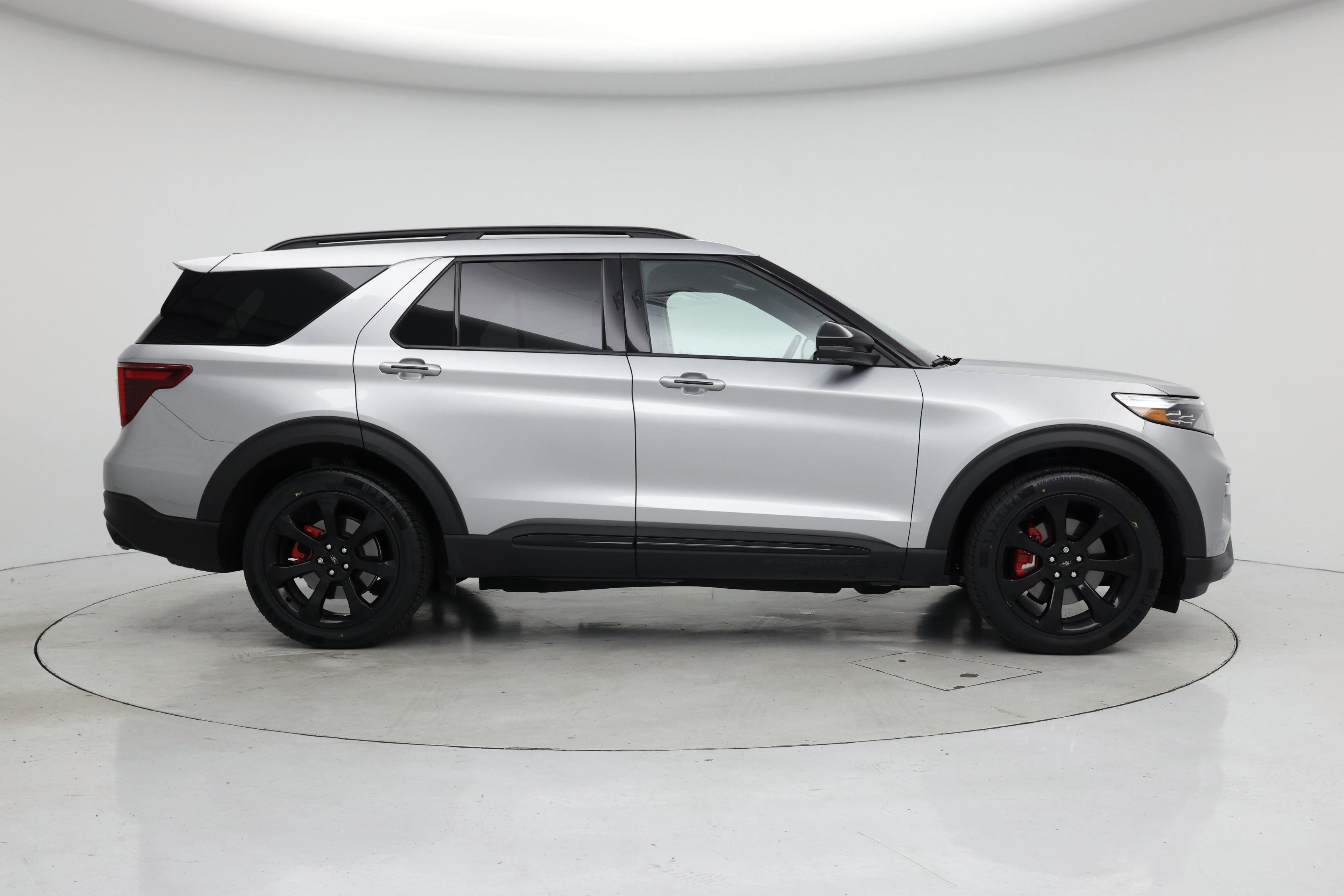 Thumbnail: 2021 Ford Explorer - 7