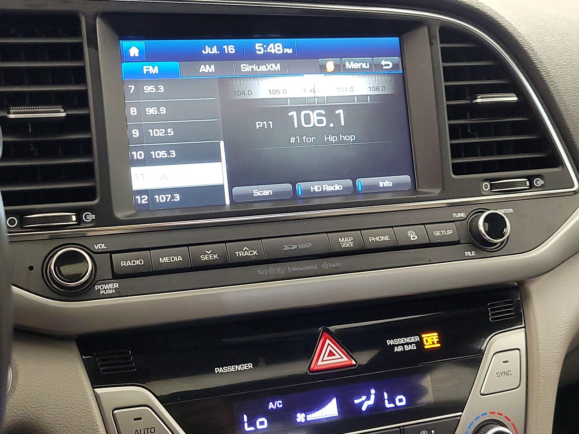 Thumbnail: 2017 Hyundai Elantra - 16