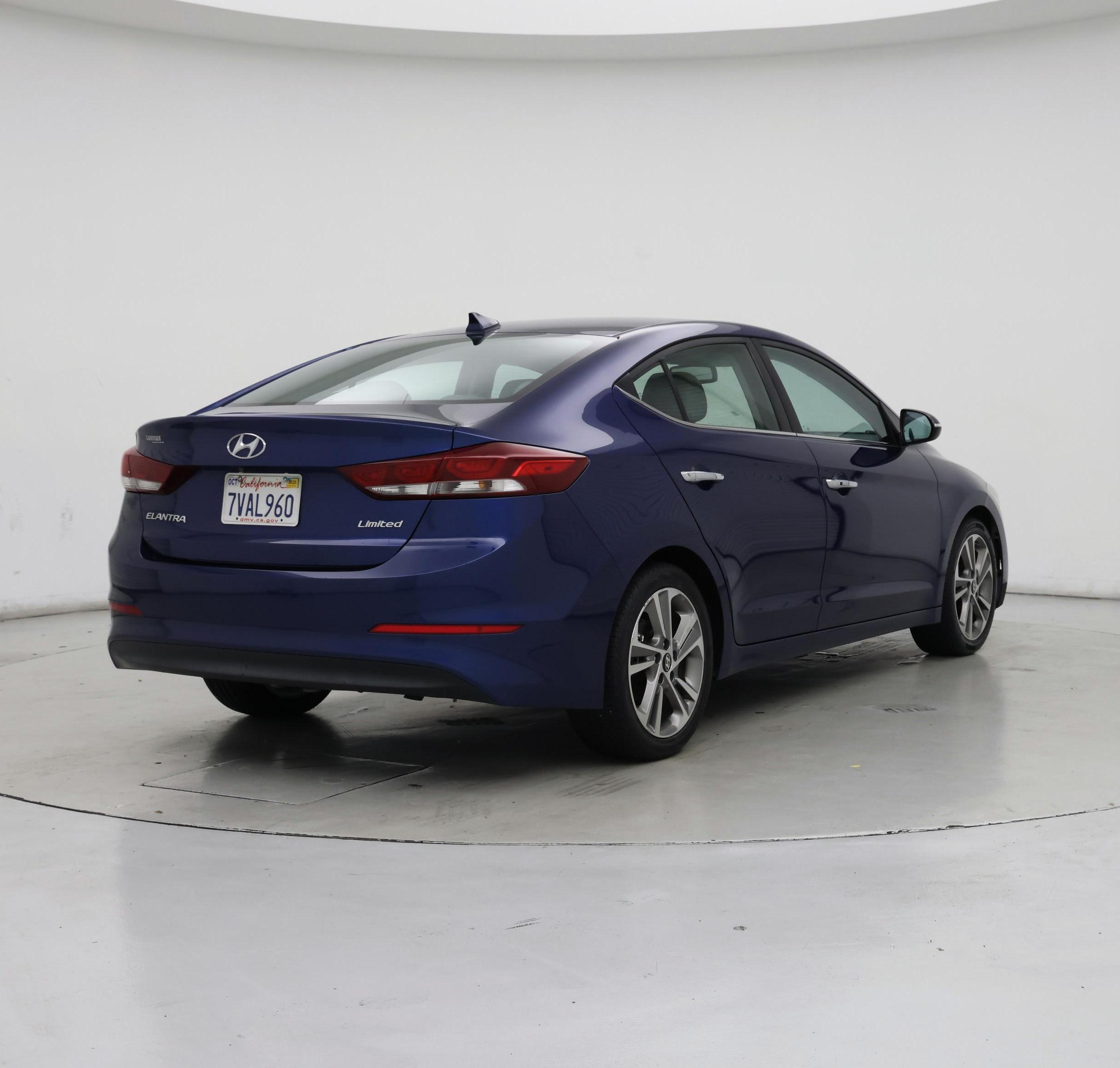 Thumbnail: 2017 Hyundai Elantra - 8