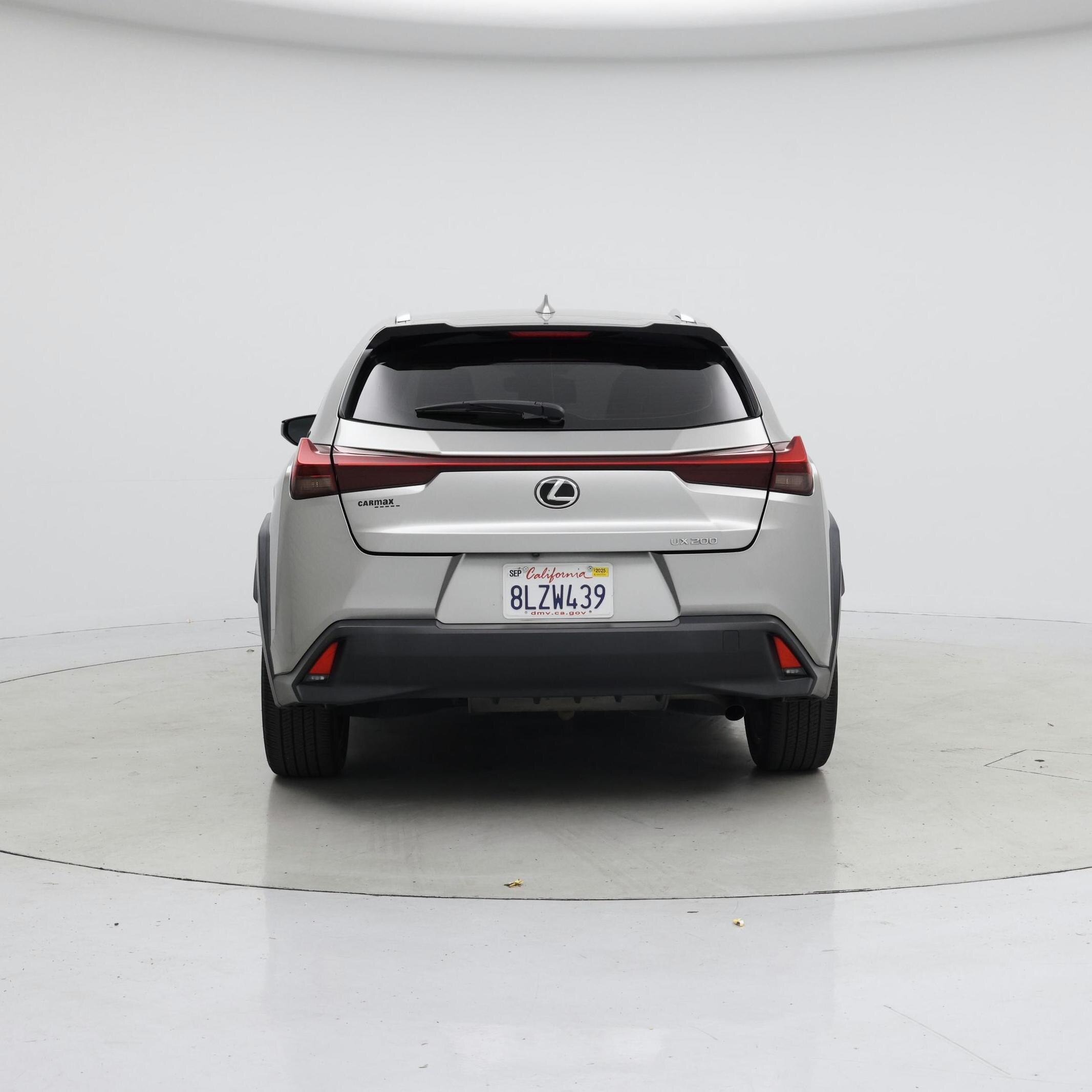 Thumbnail: 2019 Lexus UX - 6