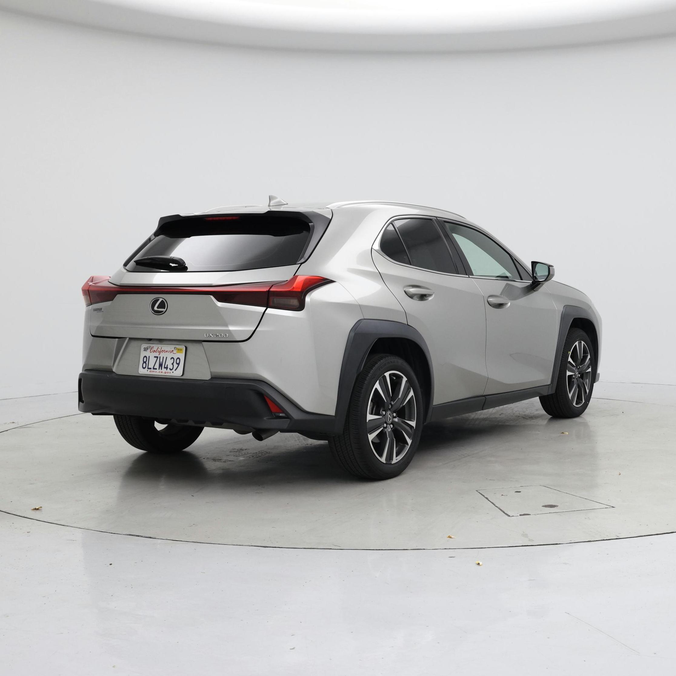 Thumbnail: 2019 Lexus UX - 8