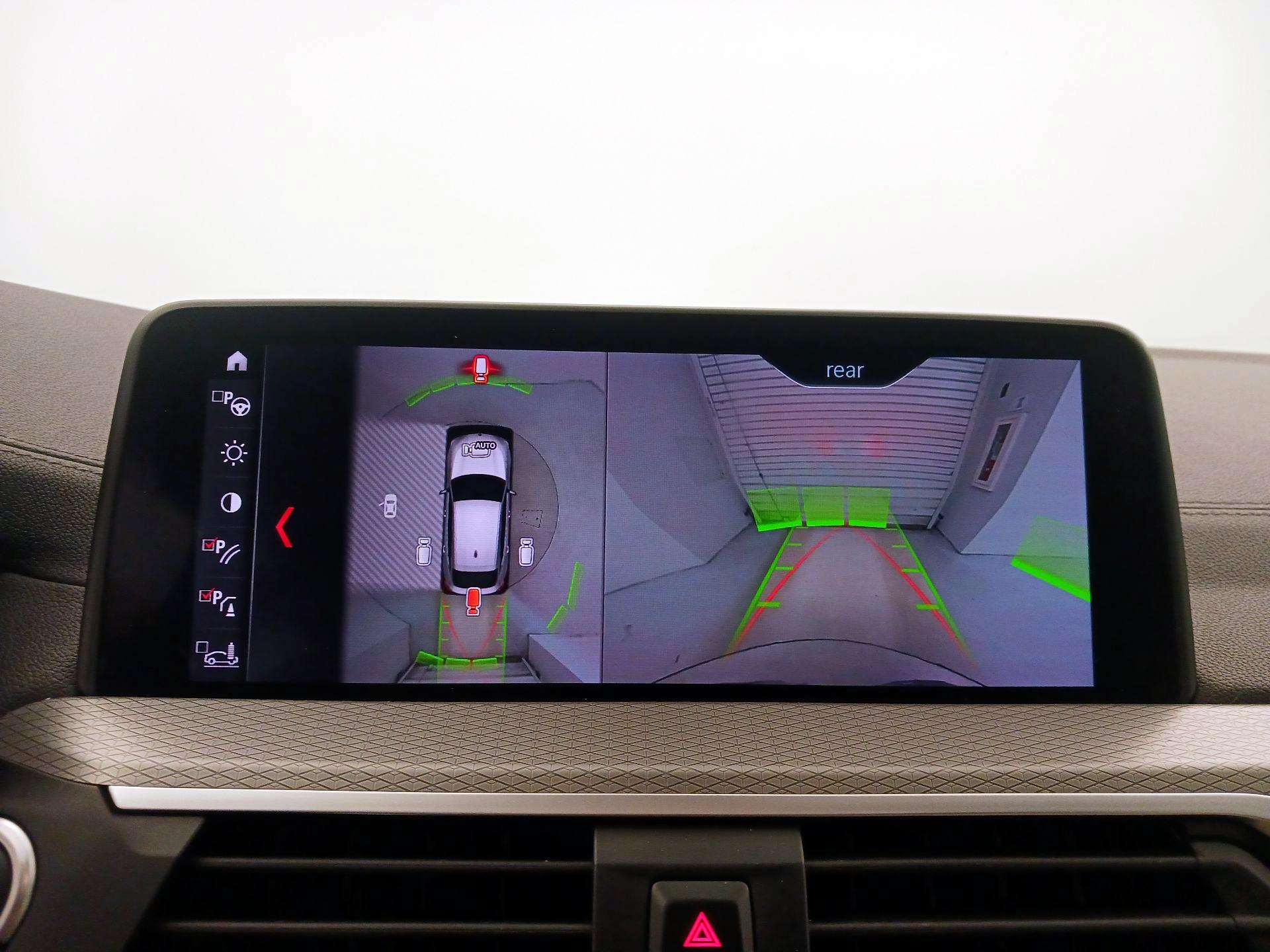 Thumbnail: 2019 BMW X4 - 15