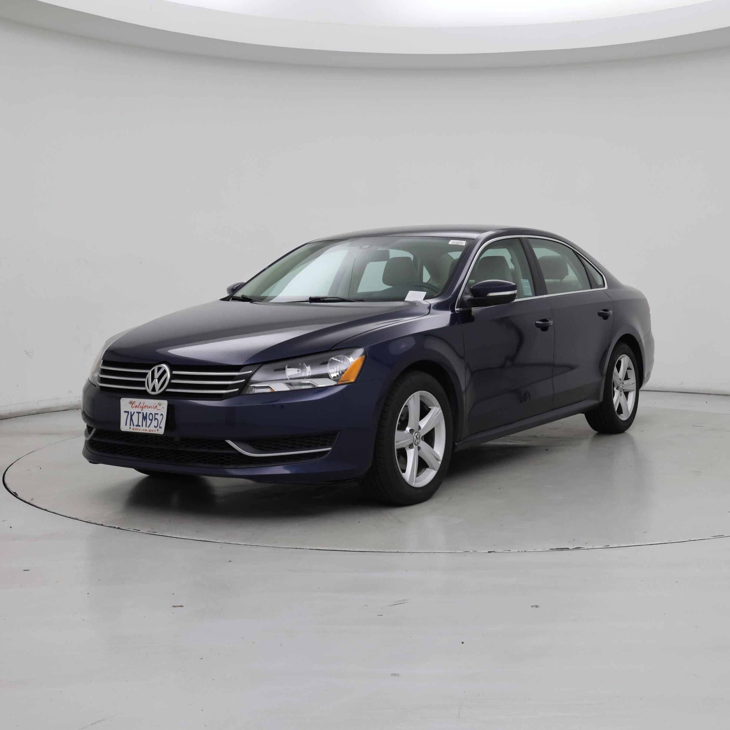 Thumbnail: 2015 Volkswagen Passat - 4