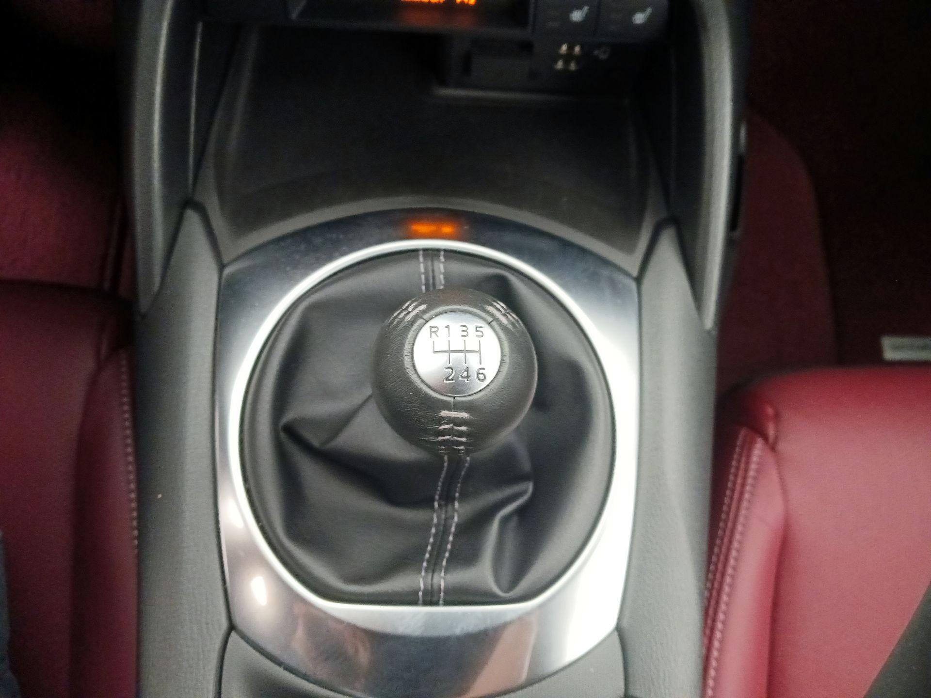 Thumbnail: 2020 Mazda MX-5 Miata - 17