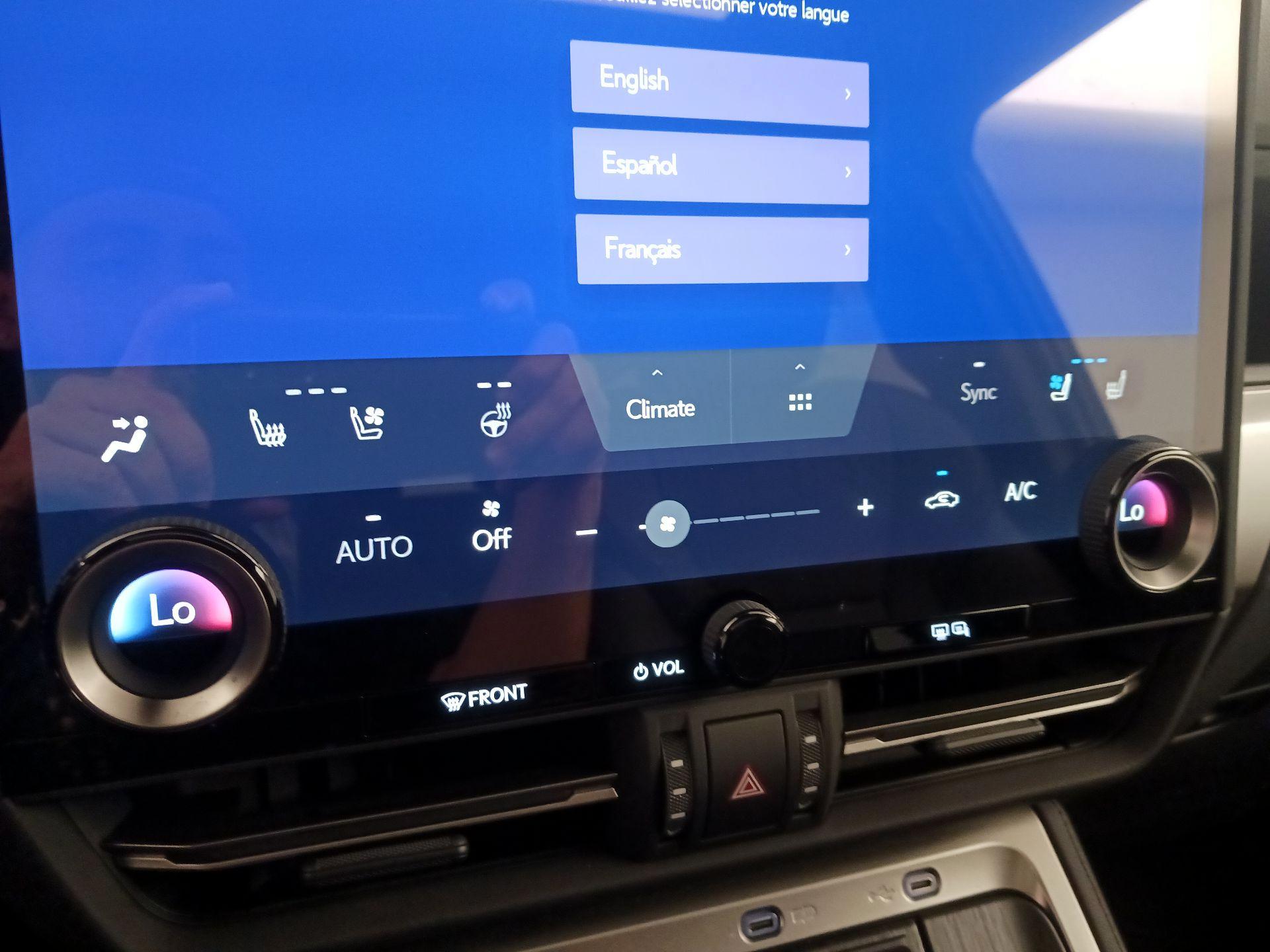 Thumbnail: 2024 Lexus GX - 16