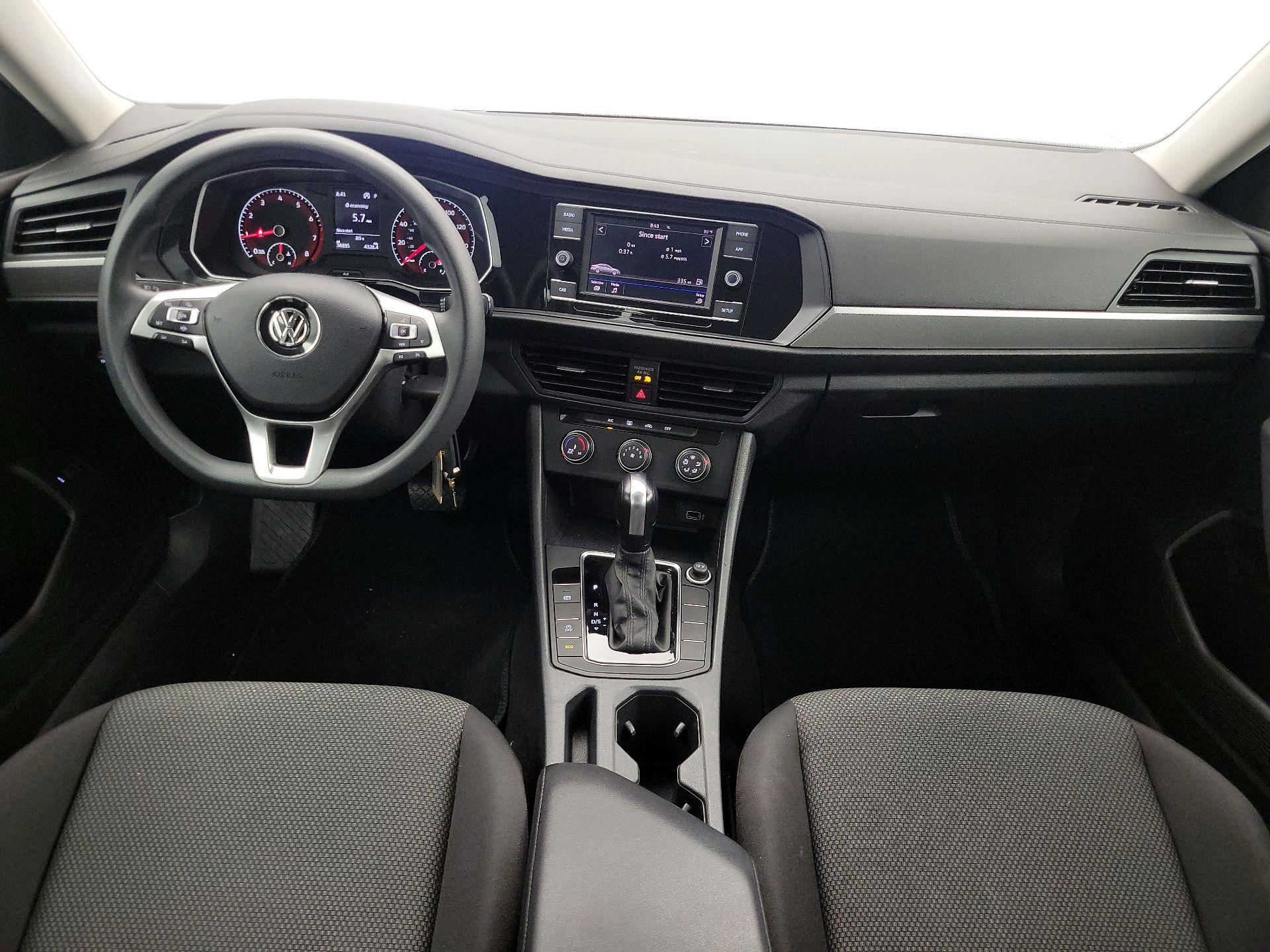 Thumbnail: 2019 Volkswagen Jetta - 9