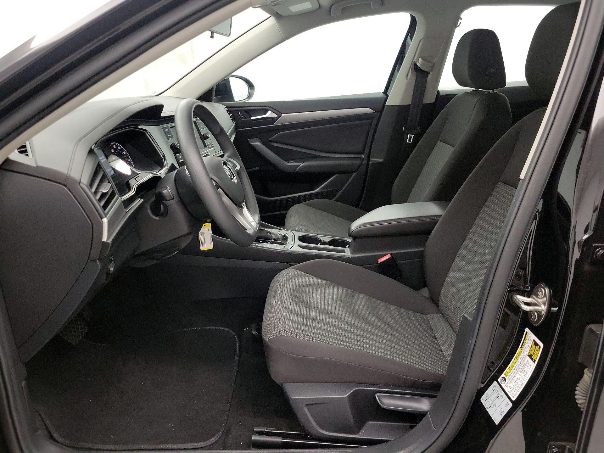 Thumbnail: 2019 Volkswagen Jetta - 11