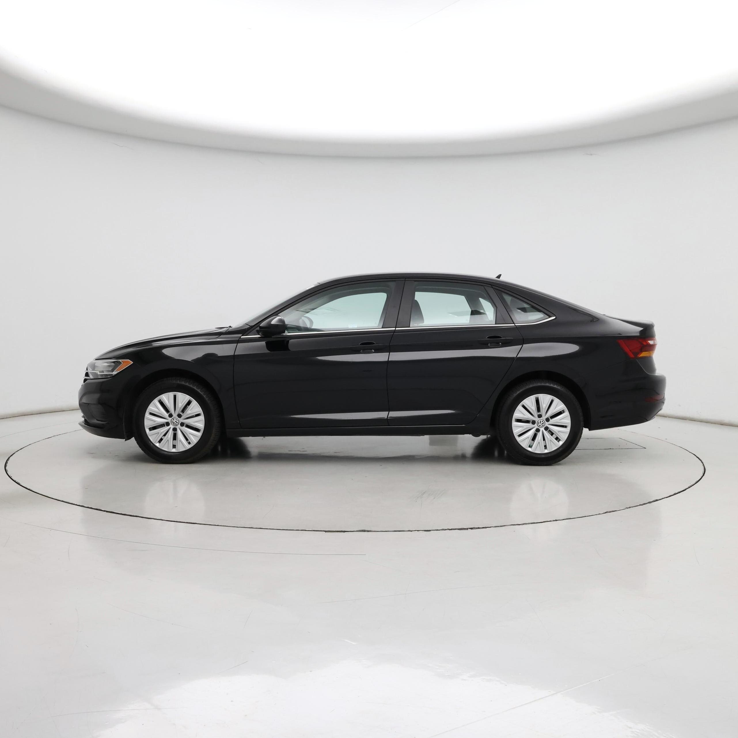 Thumbnail: 2019 Volkswagen Jetta - 3