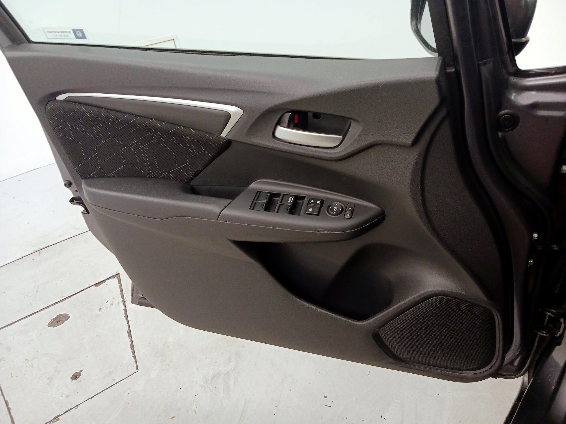 Thumbnail: 2016 Honda Fit - 12