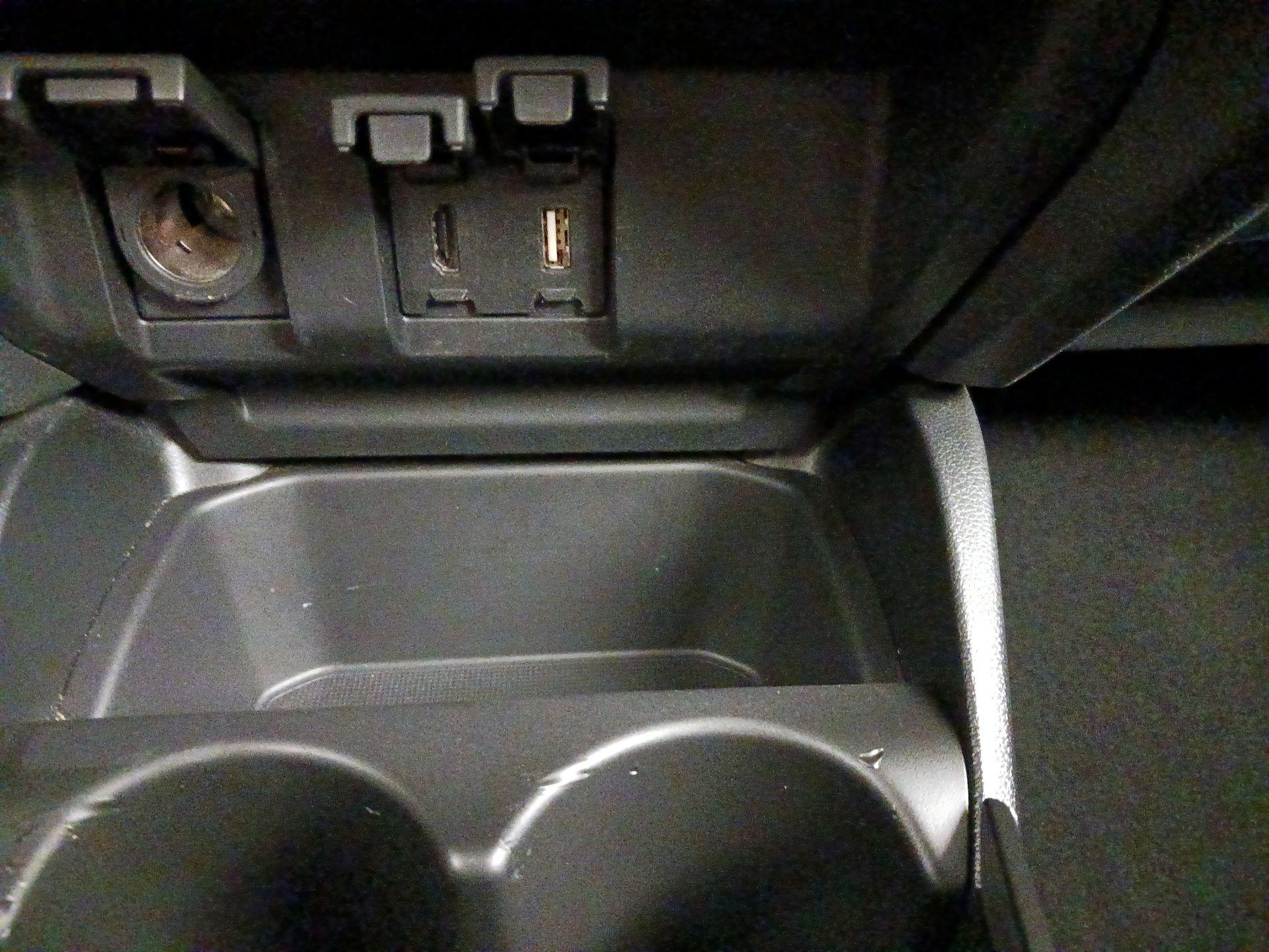 Thumbnail: 2016 Honda Fit - 18