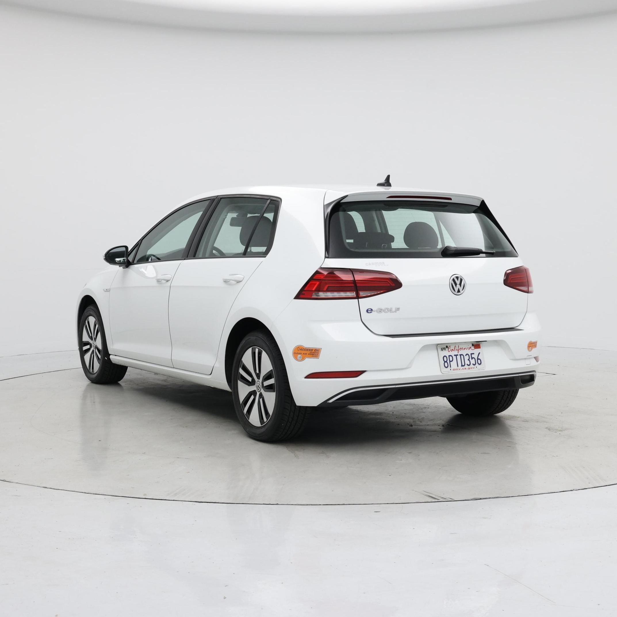 Thumbnail: 2019 Volkswagen e-Golf - 2