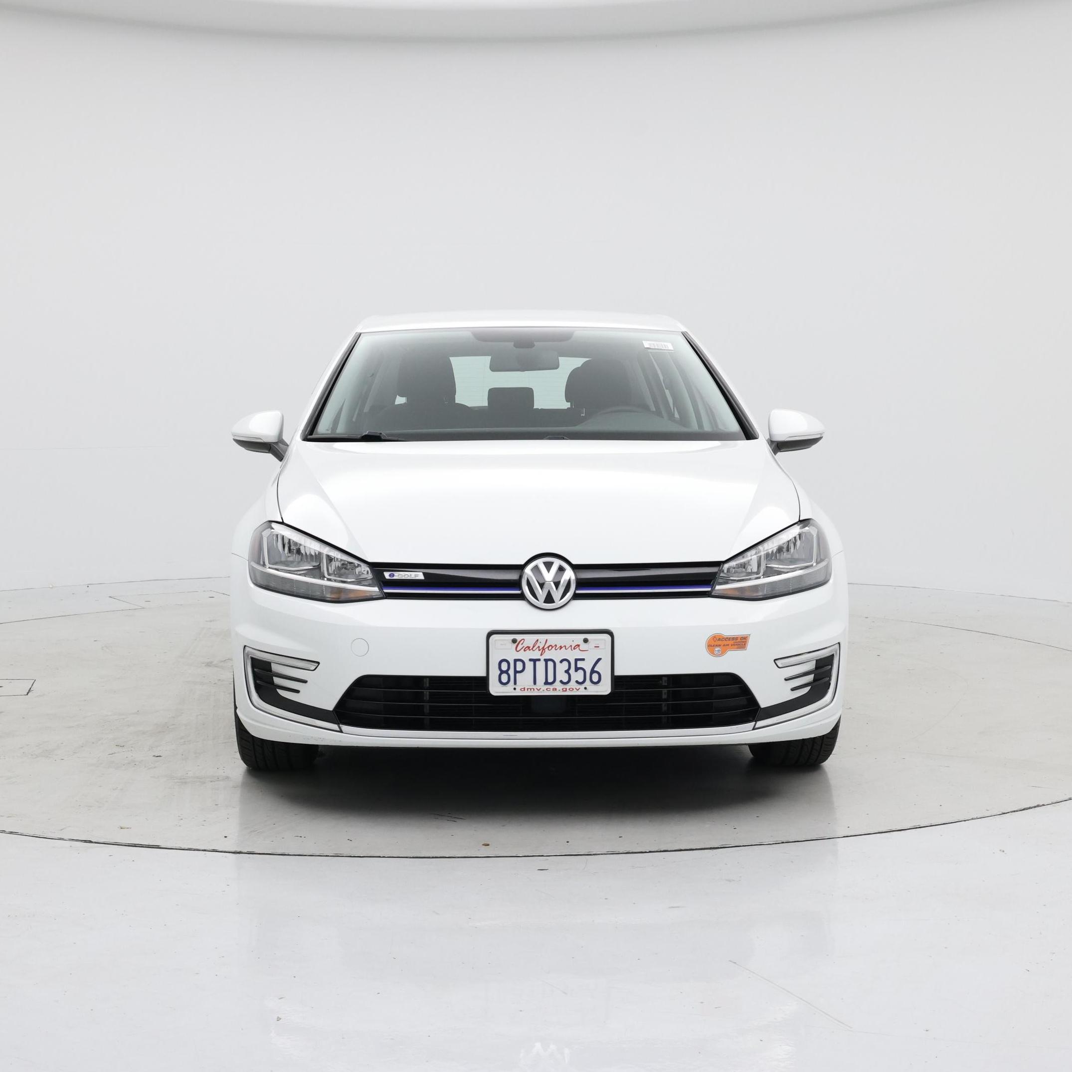 Thumbnail: 2019 Volkswagen e-Golf - 5