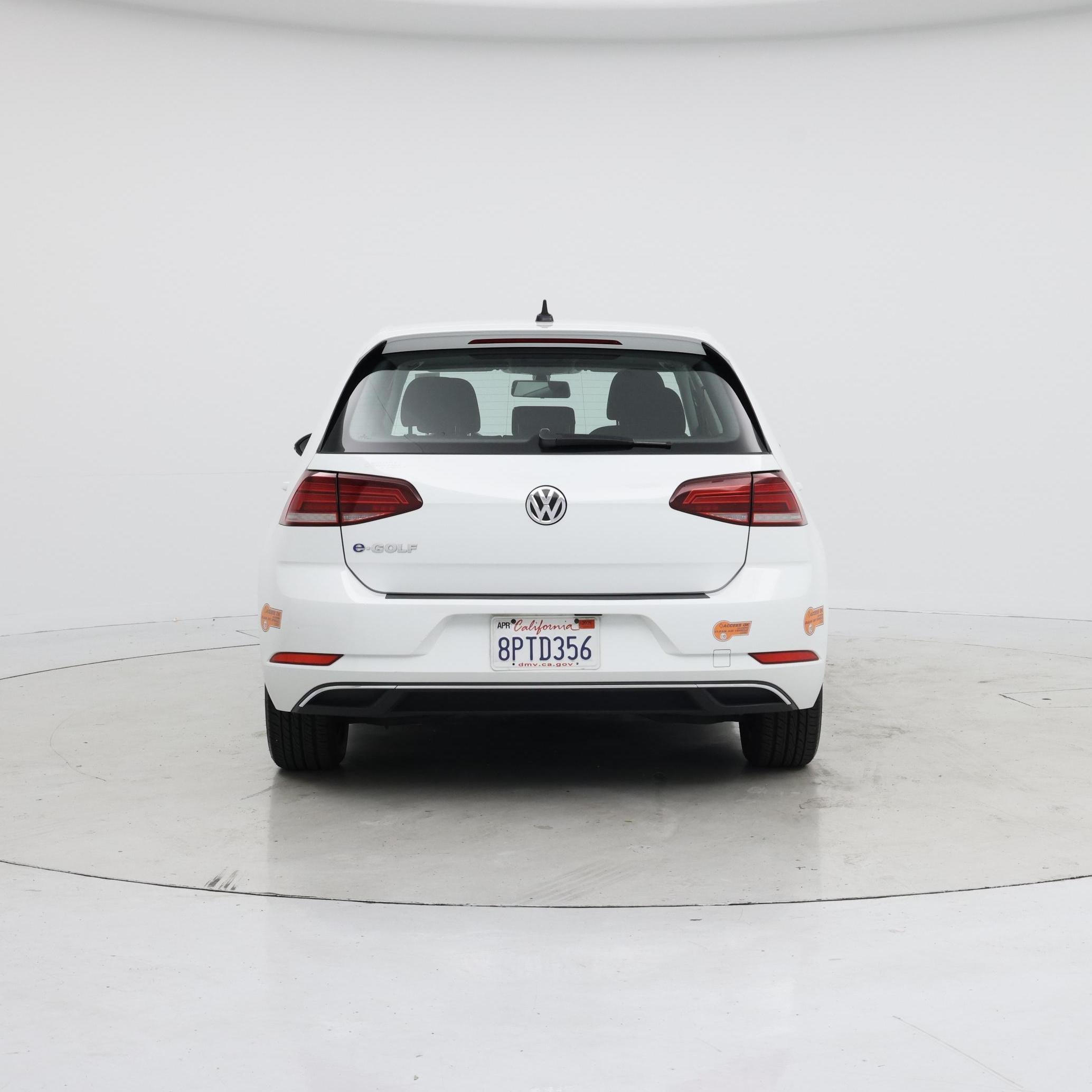 Thumbnail: 2019 Volkswagen e-Golf - 6