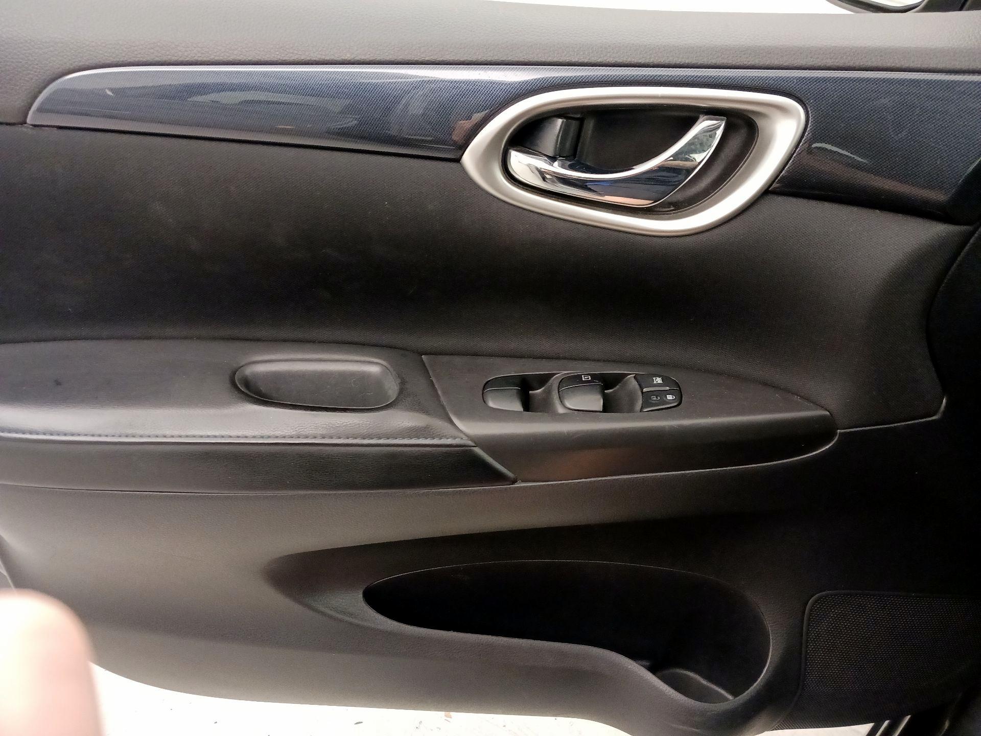 Thumbnail: 2019 Nissan Sentra - 12