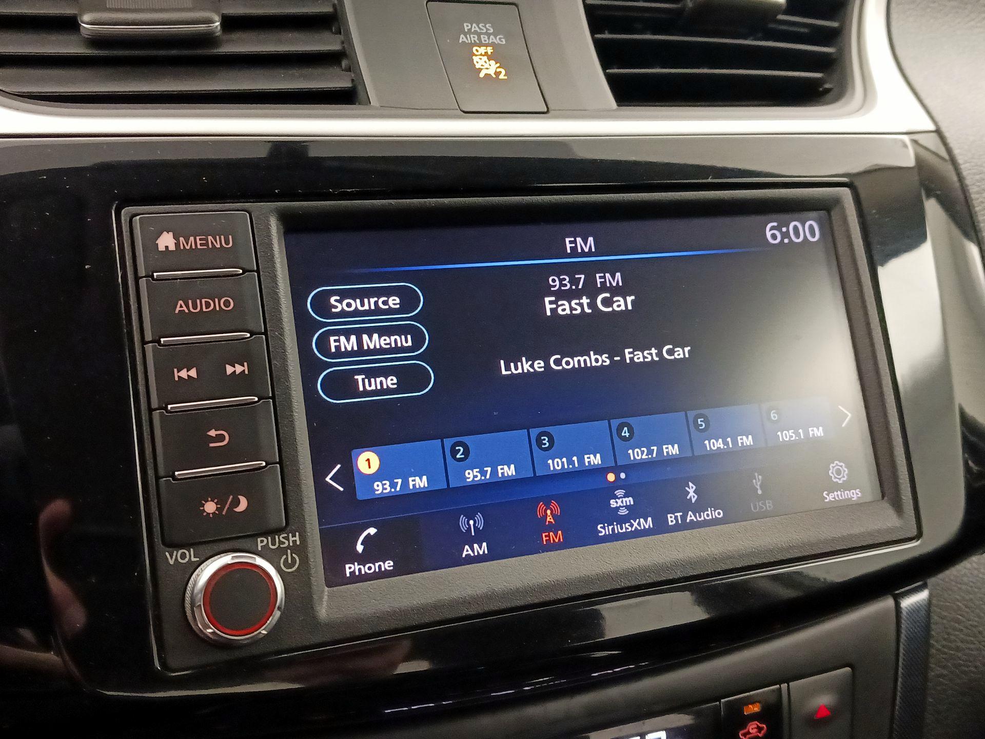 Thumbnail: 2019 Nissan Sentra - 15