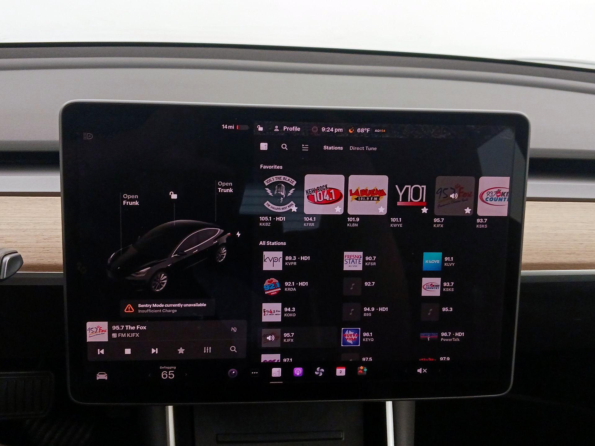 Thumbnail: 2019 Tesla Model 3 - 14