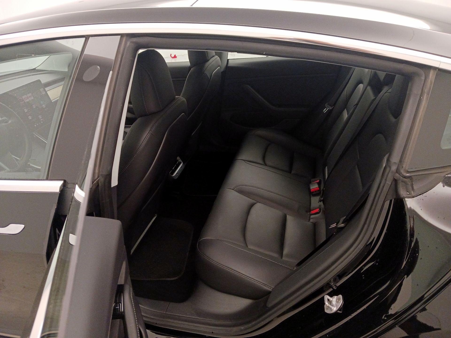 Thumbnail: 2019 Tesla Model 3 - 18