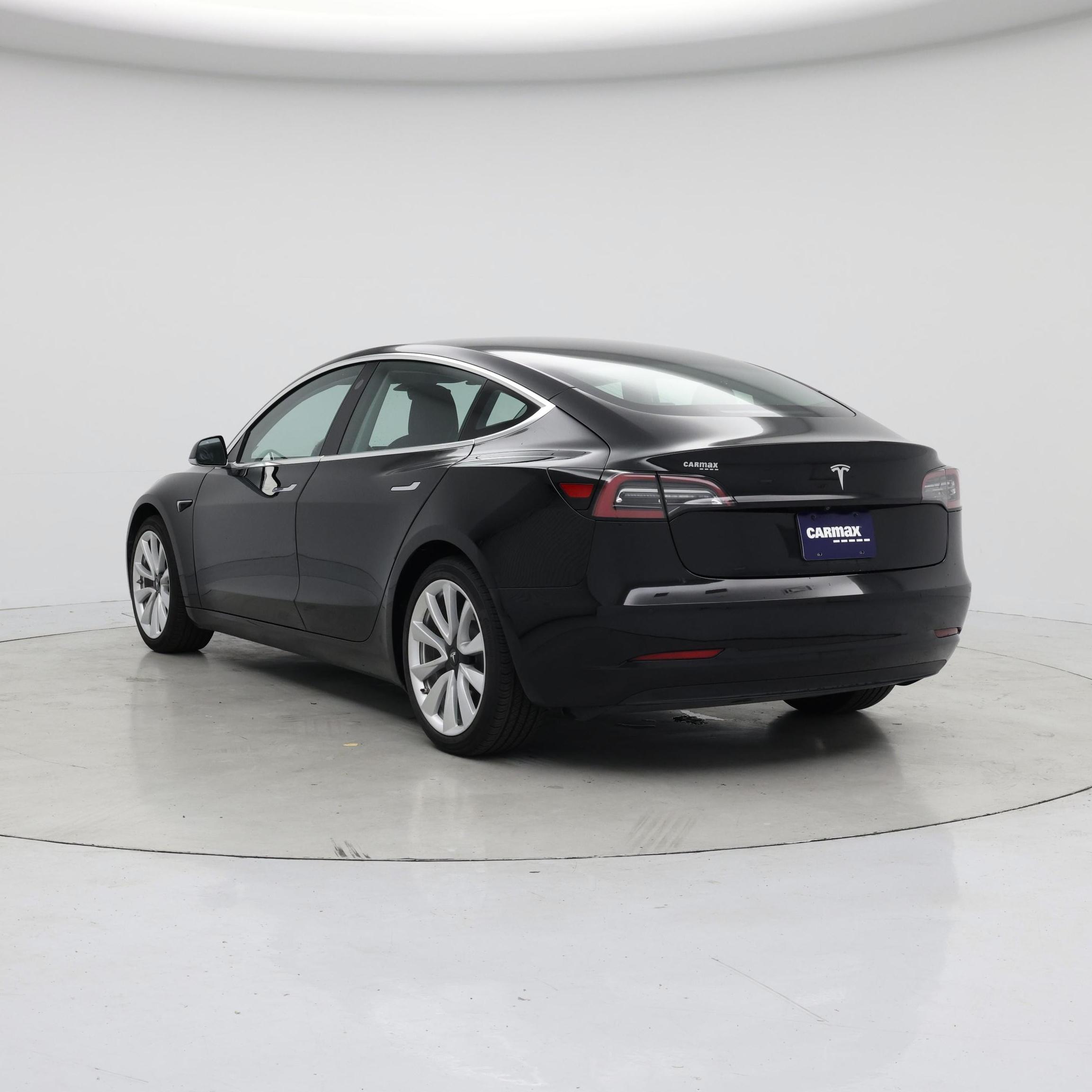 Thumbnail: 2019 Tesla Model 3 - 2