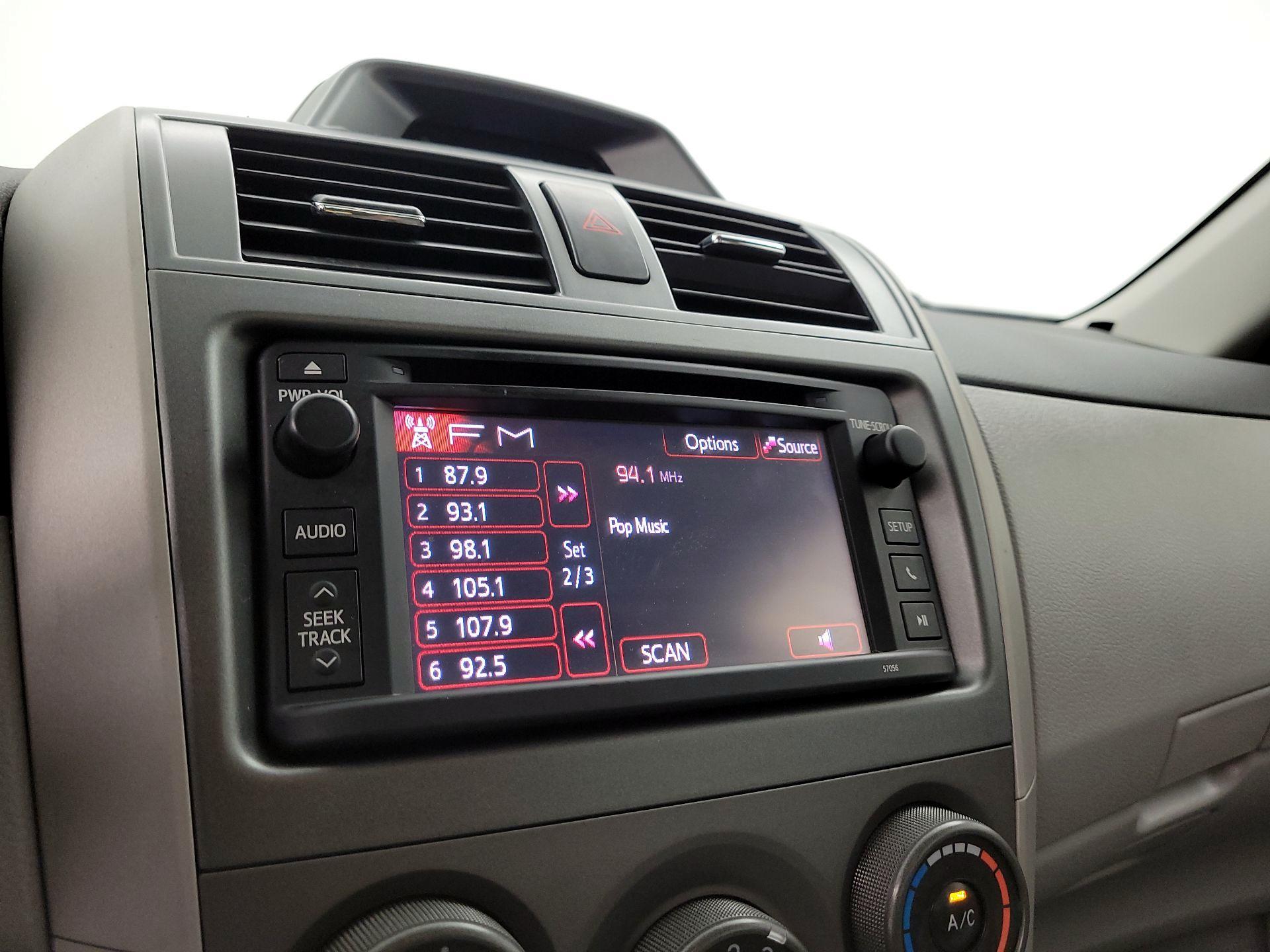 Thumbnail: 2013 Toyota Corolla - 14