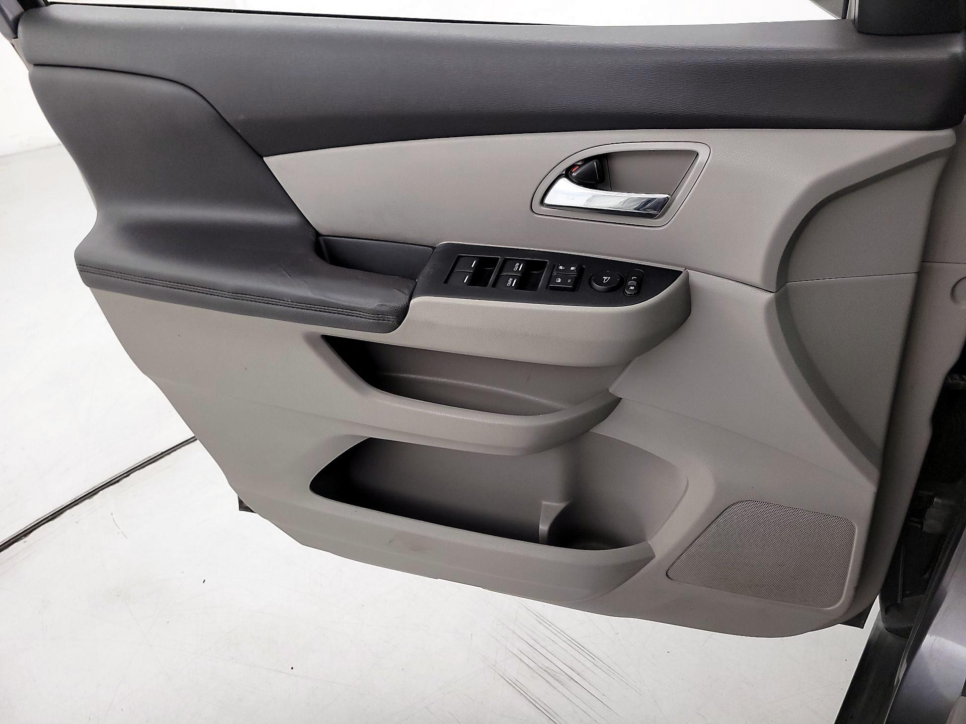 Thumbnail: 2014 Honda Odyssey - 12