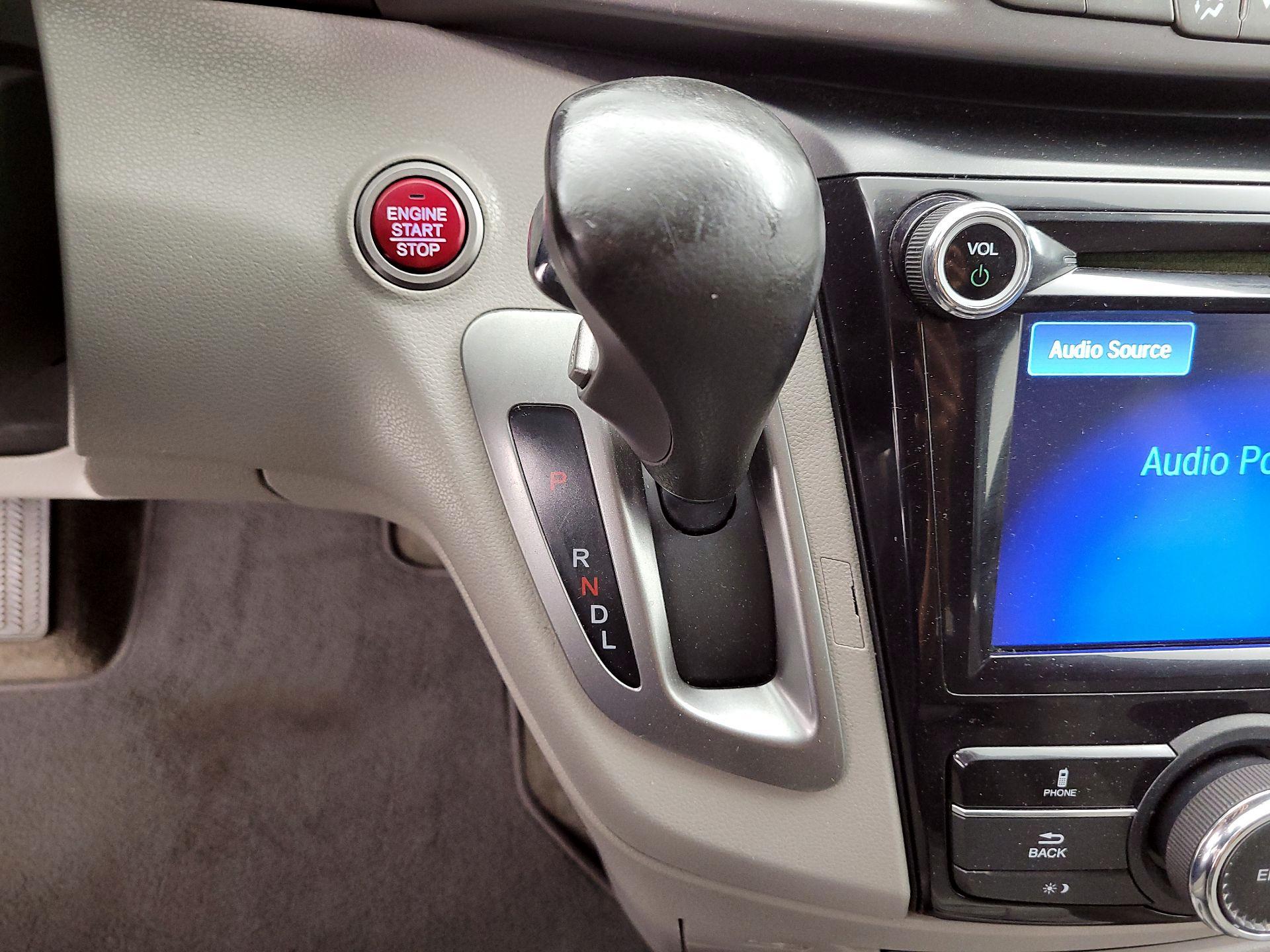 Thumbnail: 2014 Honda Odyssey - 17