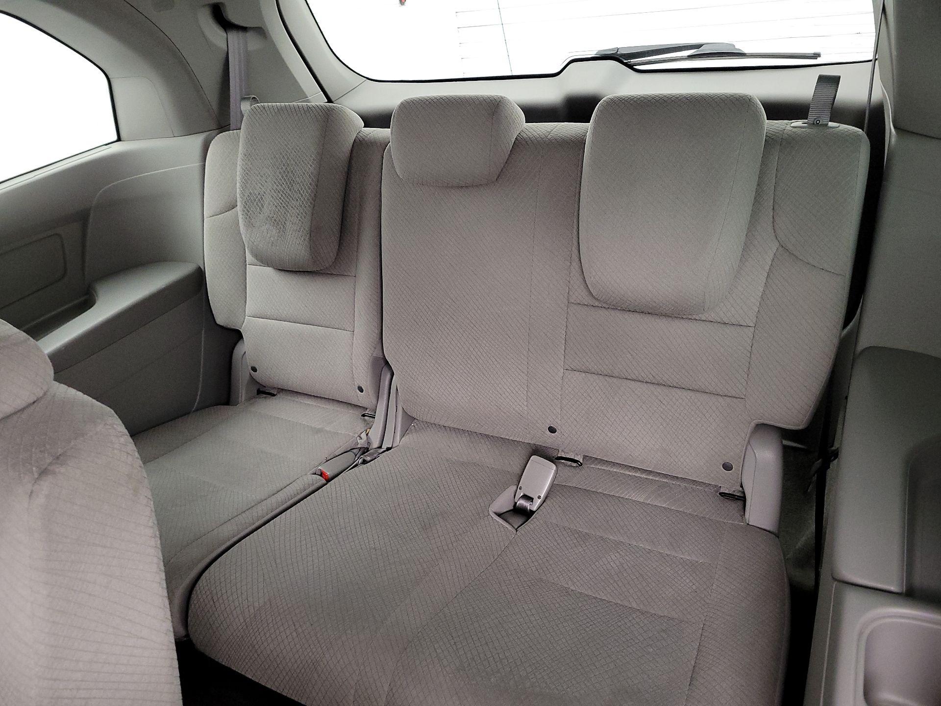 Thumbnail: 2014 Honda Odyssey - 20
