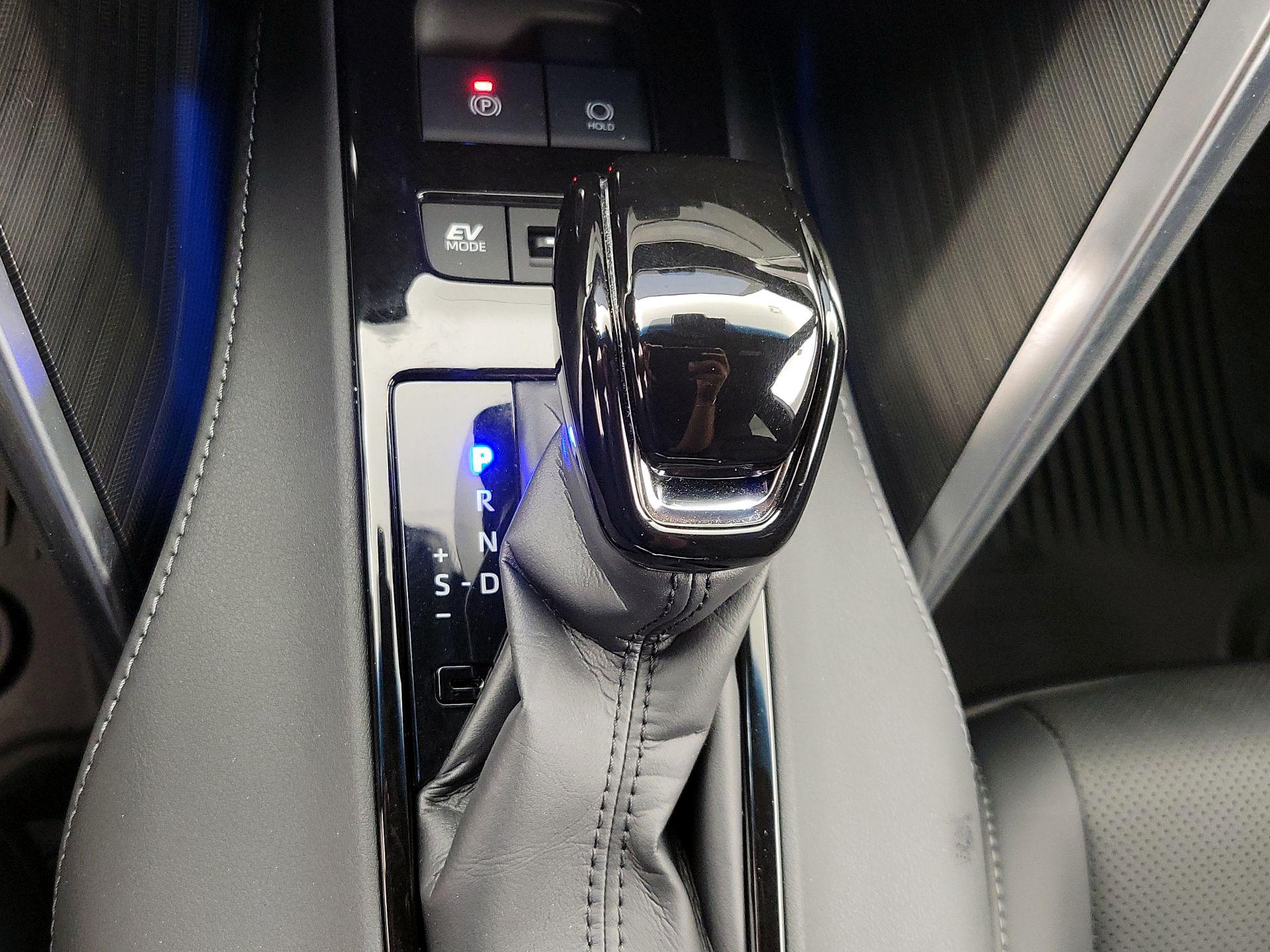 Thumbnail: 2024 Toyota Venza - 18