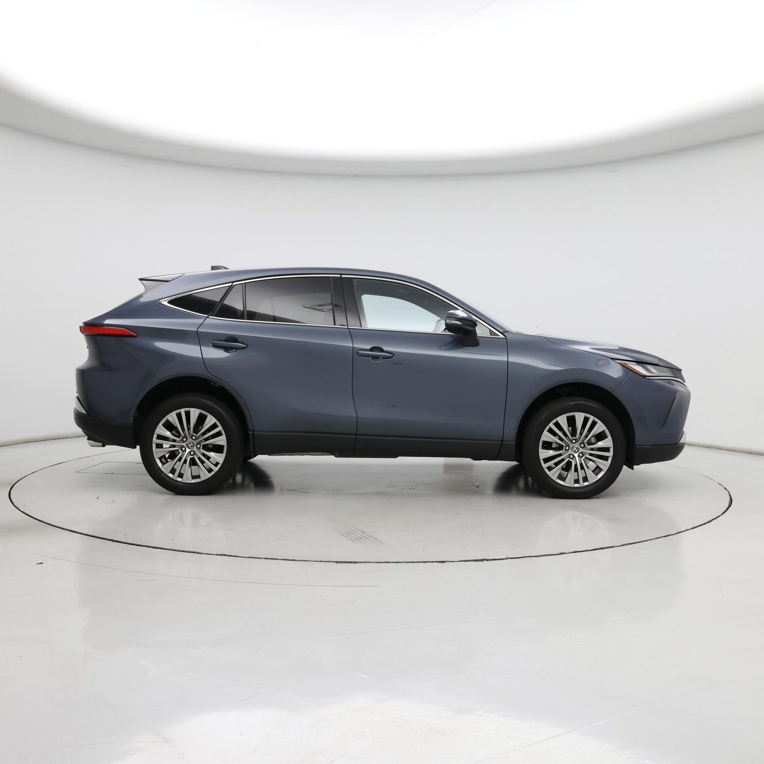 Thumbnail: 2024 Toyota Venza - 7