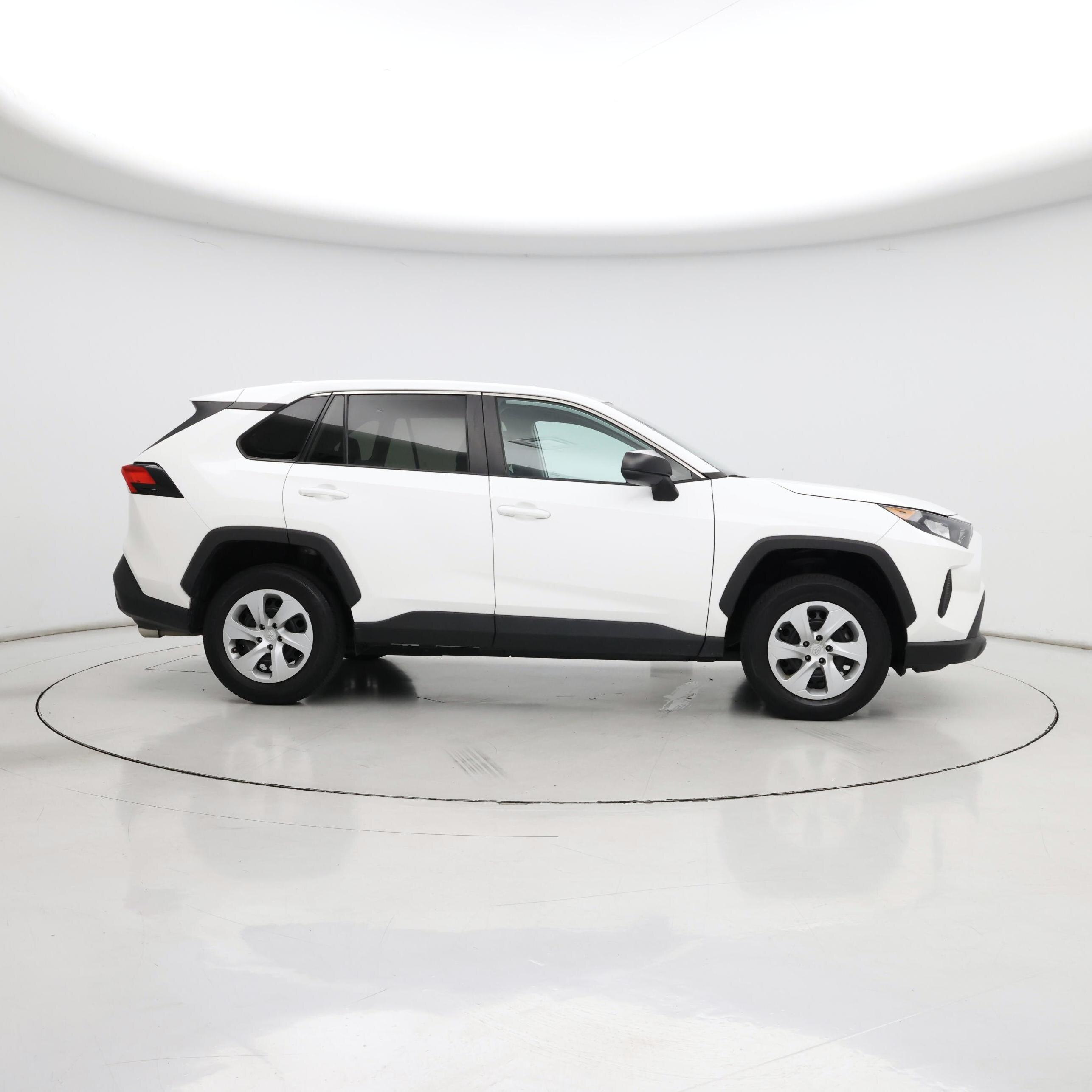 Thumbnail: 2022 Toyota RAV4 - 7