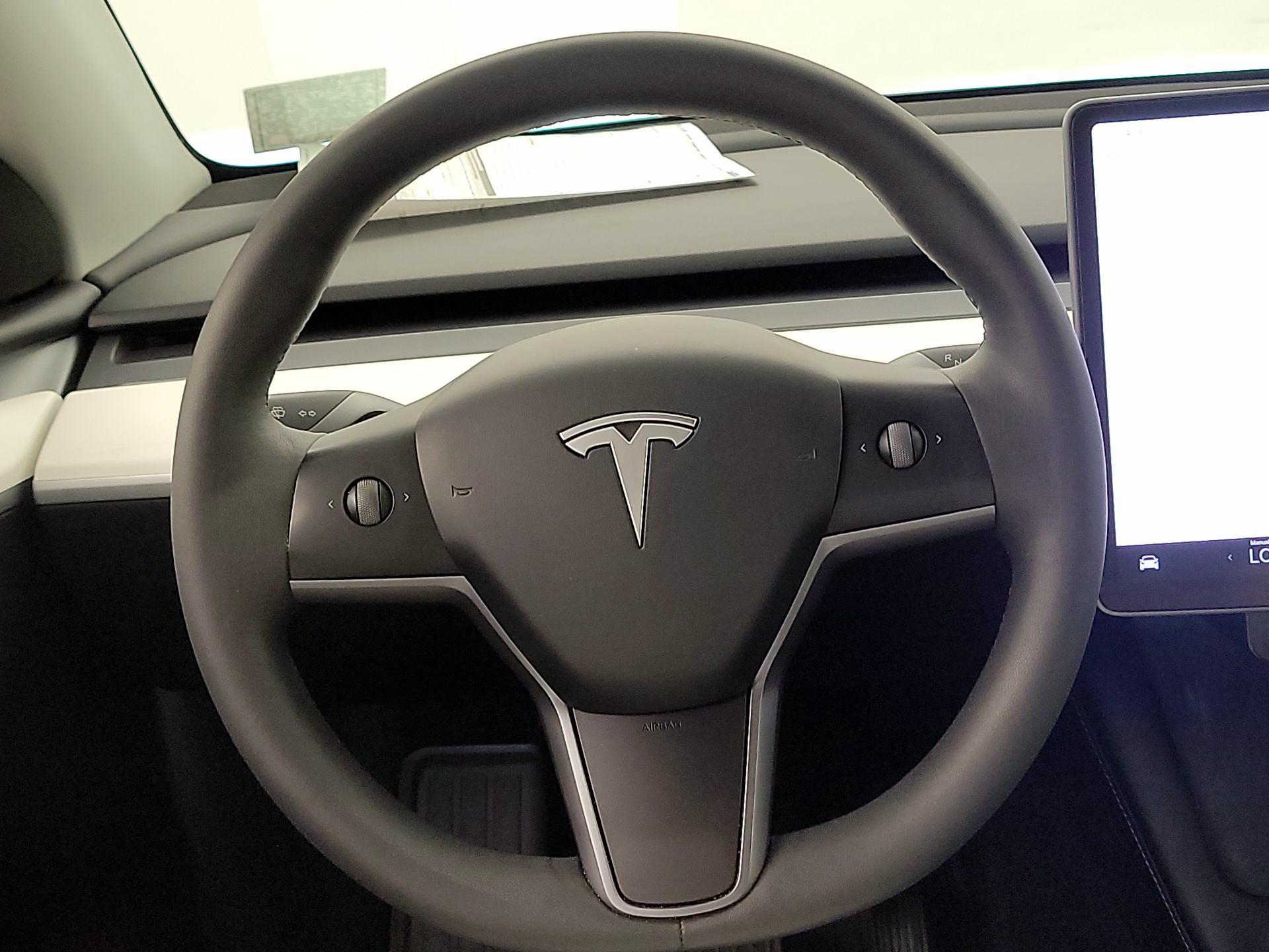 Thumbnail: 2024 Tesla Model Y - 10