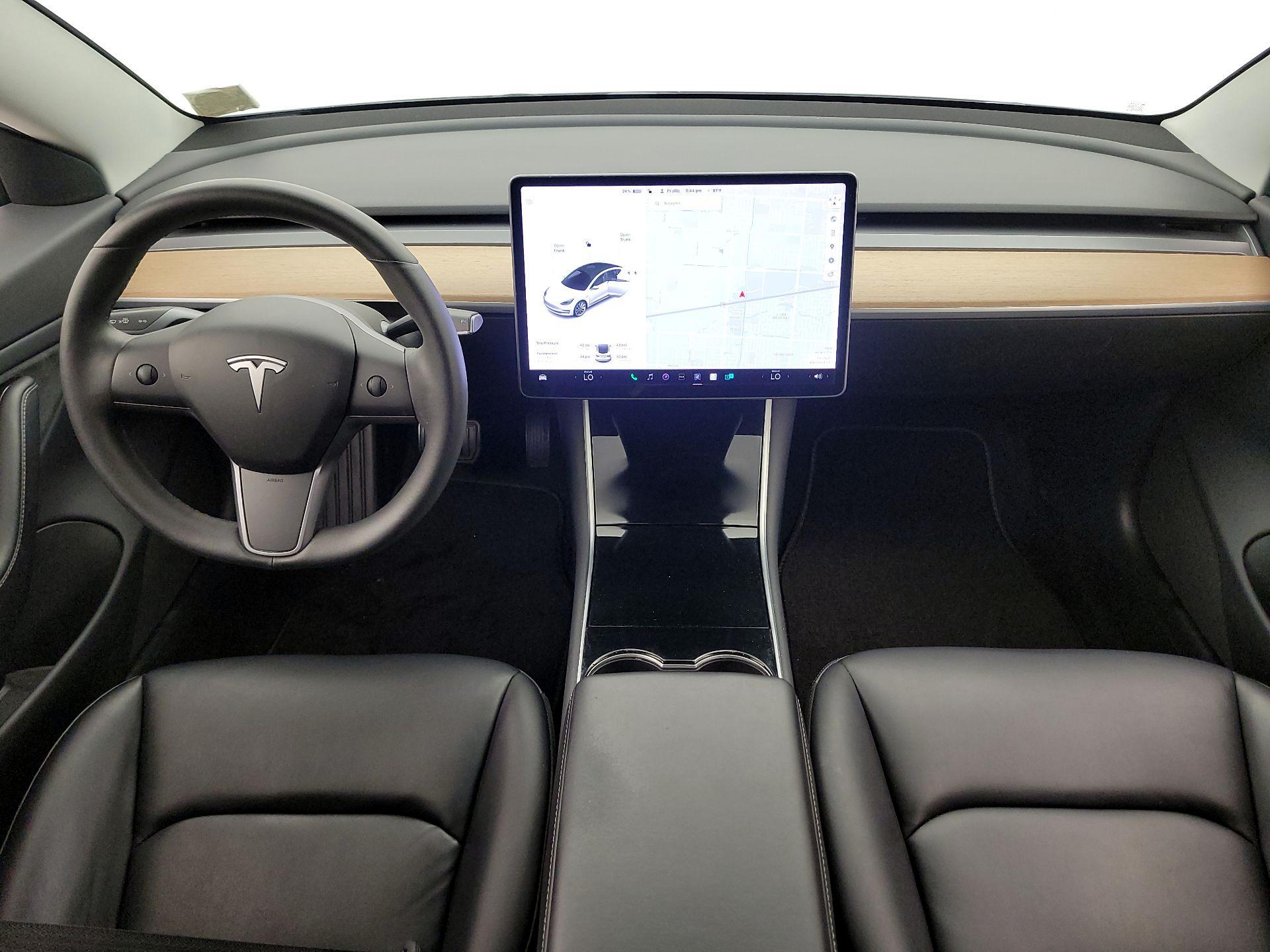 Thumbnail: 2019 Tesla Model 3 - 9