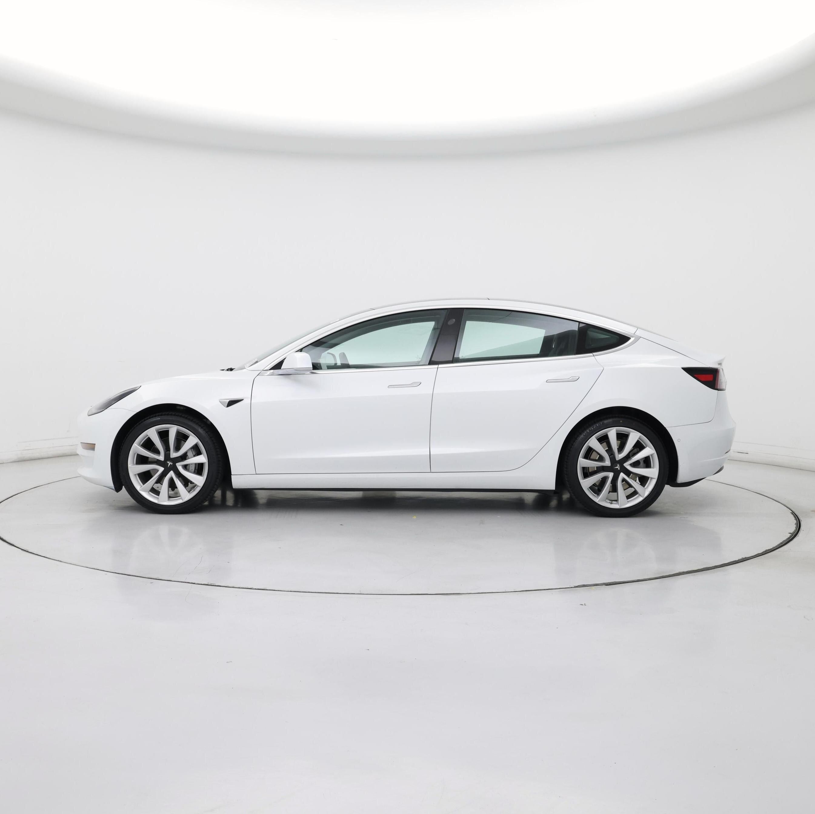 Thumbnail: 2019 Tesla Model 3 - 3