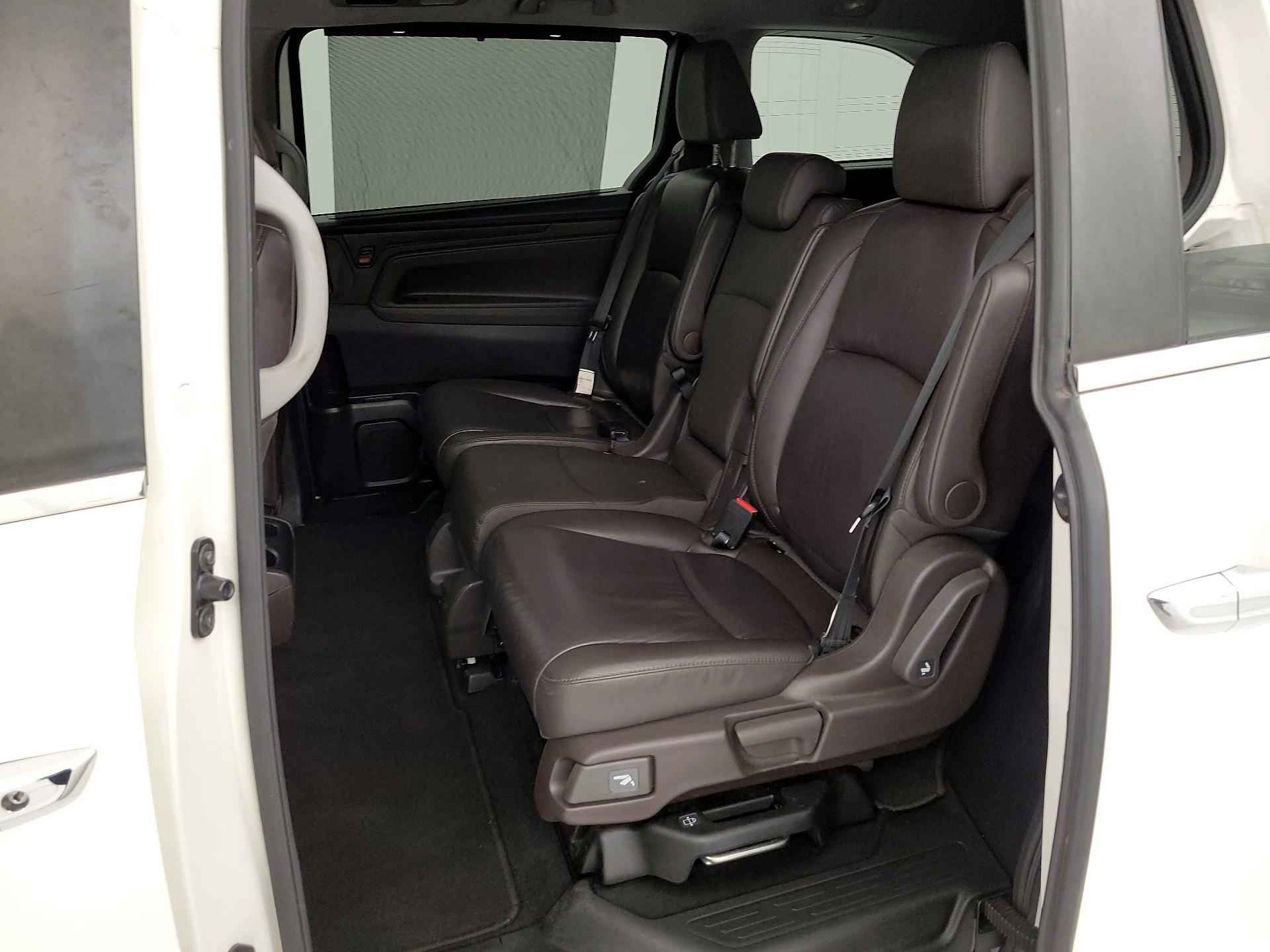 Thumbnail: 2019 Honda Odyssey - 18