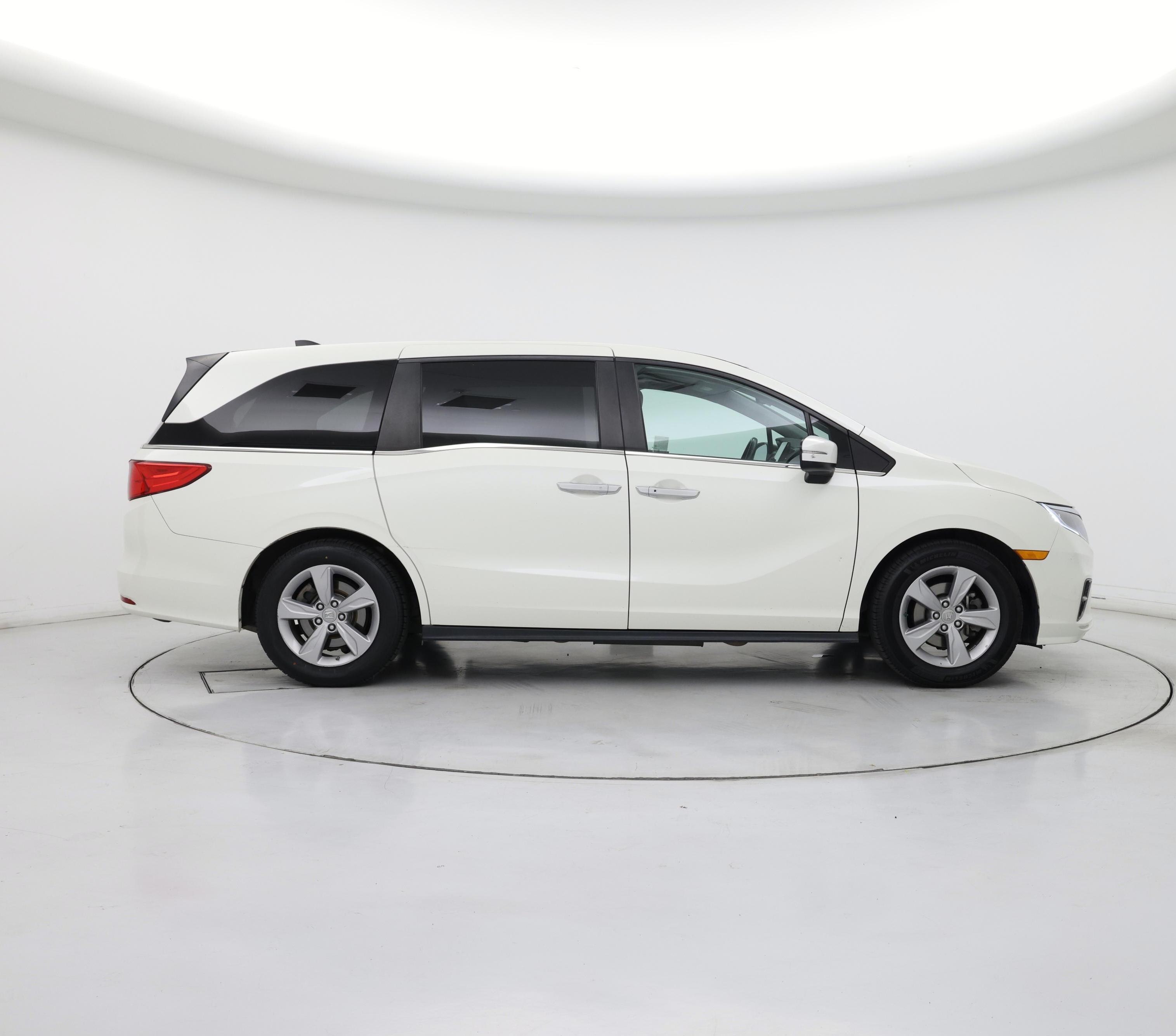 Thumbnail: 2019 Honda Odyssey - 7