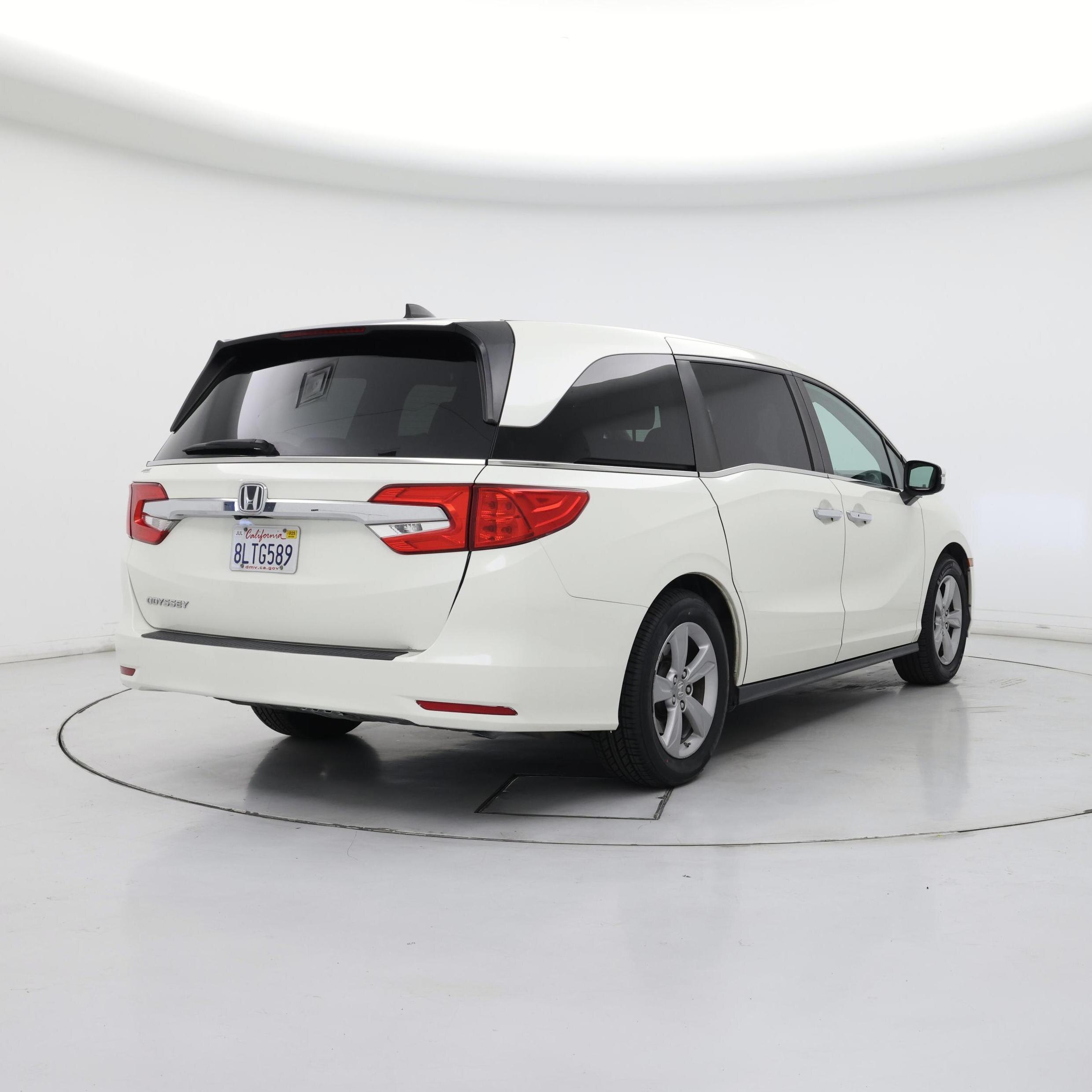 Thumbnail: 2019 Honda Odyssey - 8