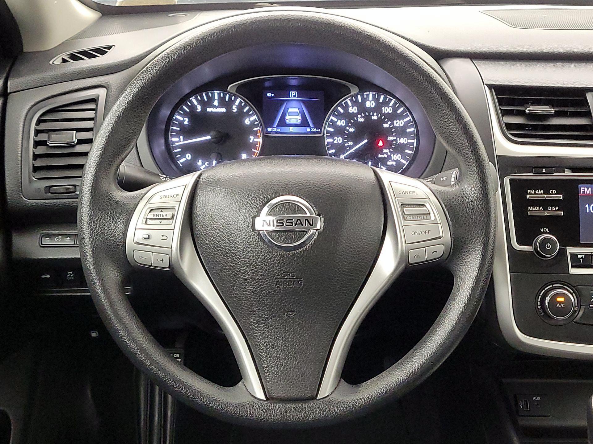 Thumbnail: 2018 Nissan Altima - 10