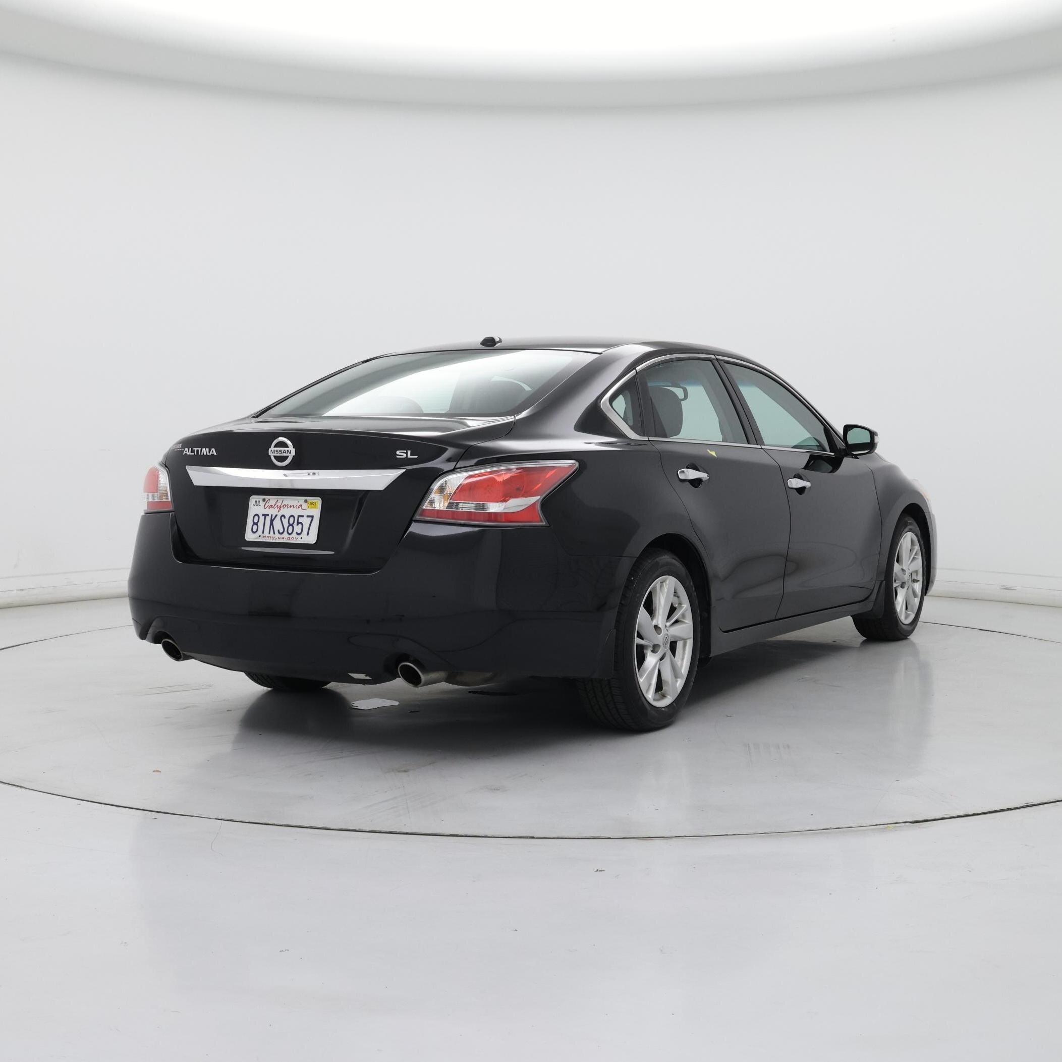 Thumbnail: 2015 Nissan Altima - 8