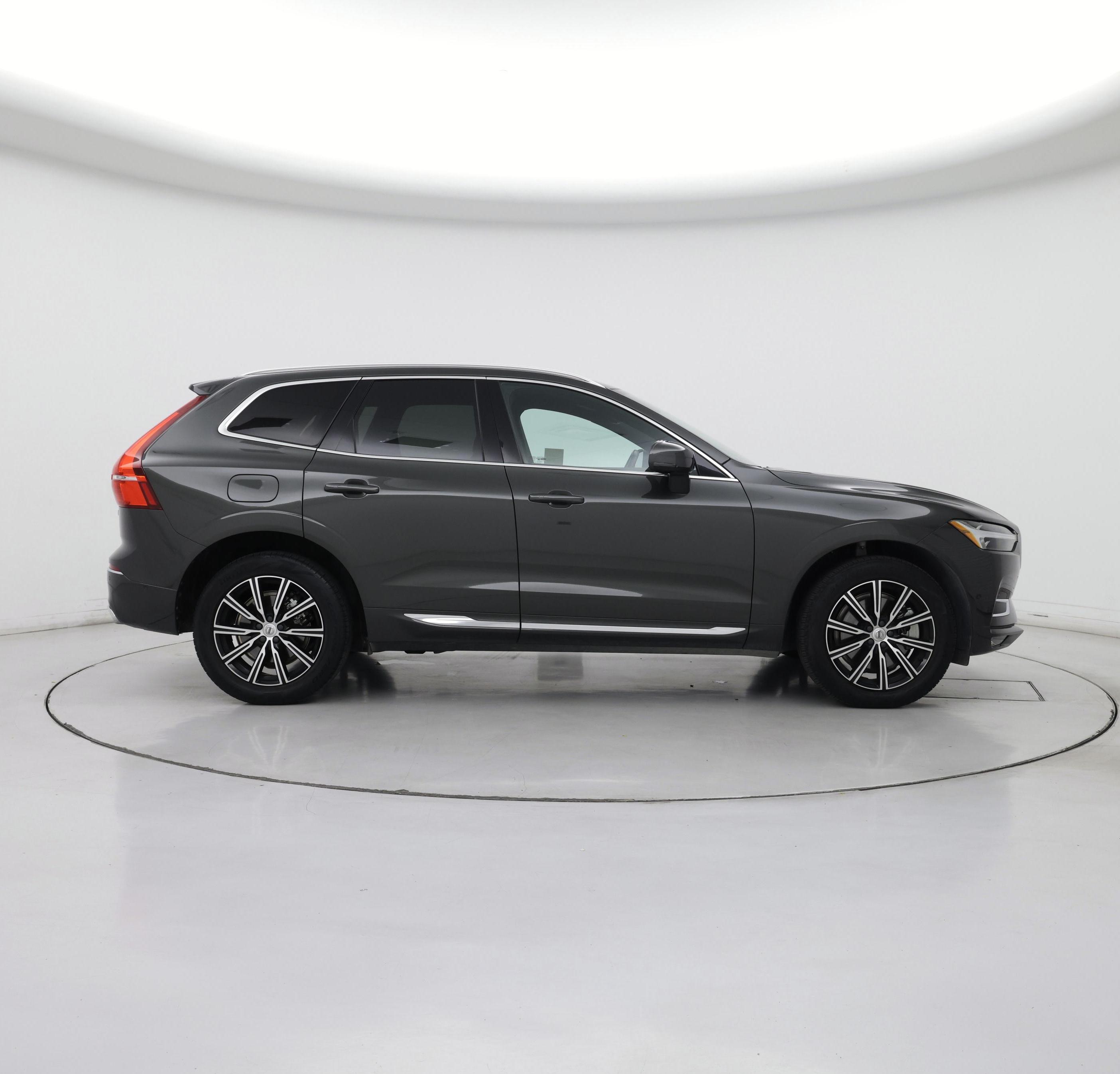 Thumbnail: 2021 Volvo XC60 - 7