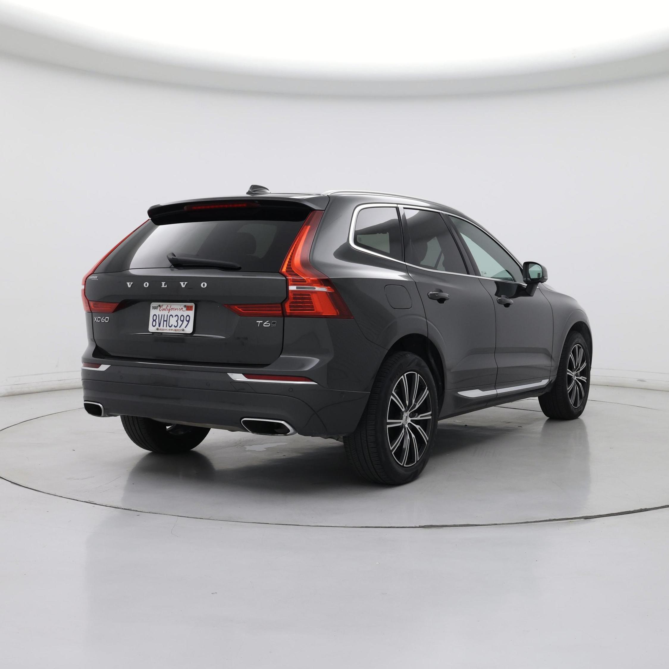 Thumbnail: 2021 Volvo XC60 - 8