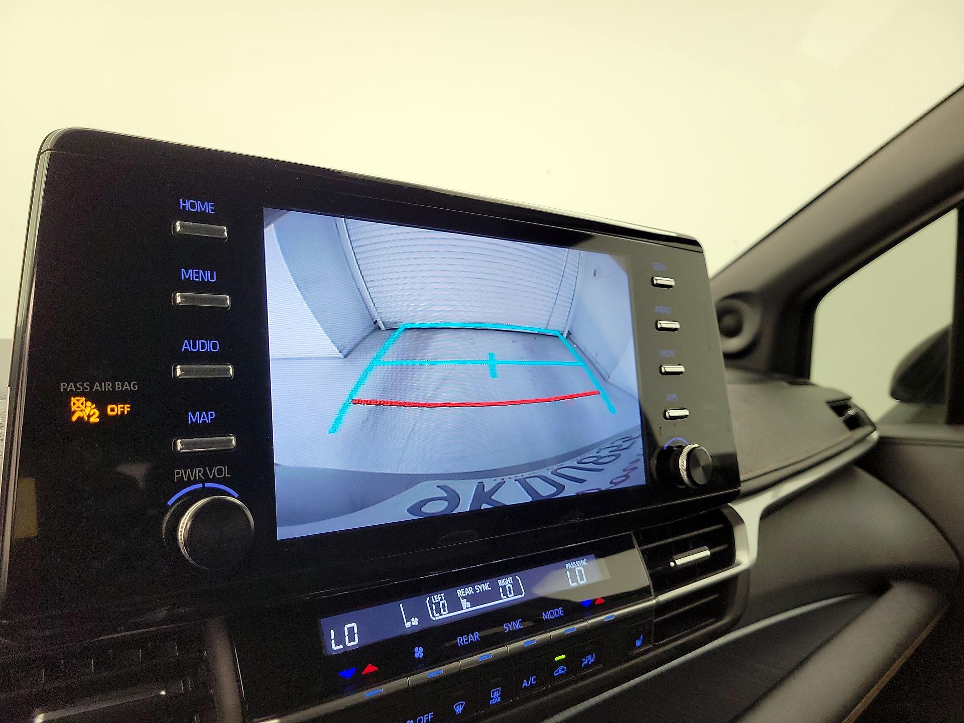 Thumbnail: 2024 Toyota Sienna - 14
