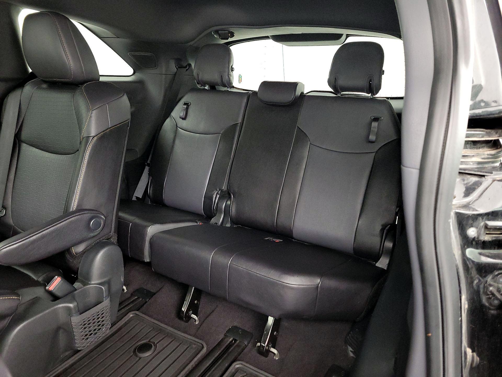 Thumbnail: 2024 Toyota Sienna - 19