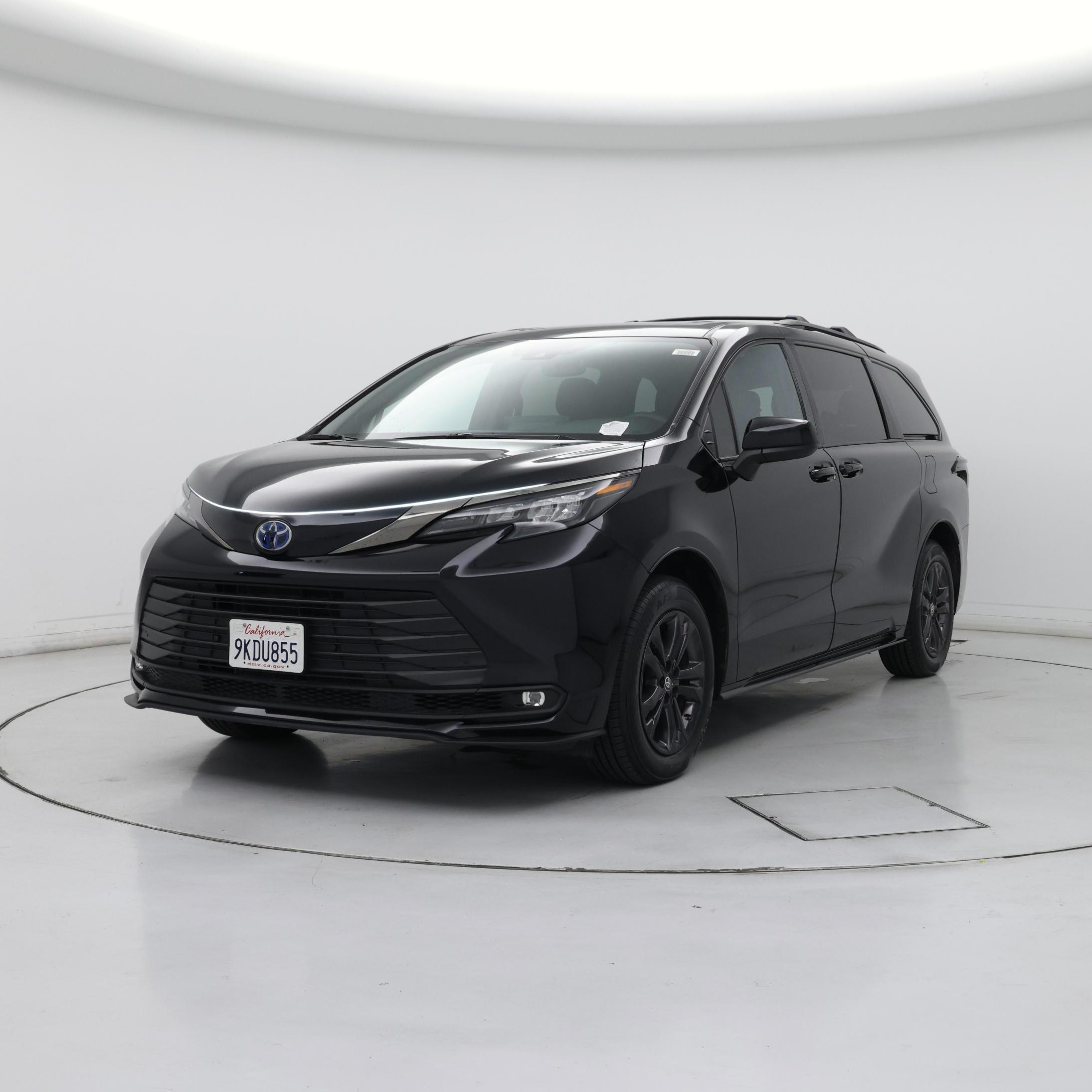 Thumbnail: 2024 Toyota Sienna - 4